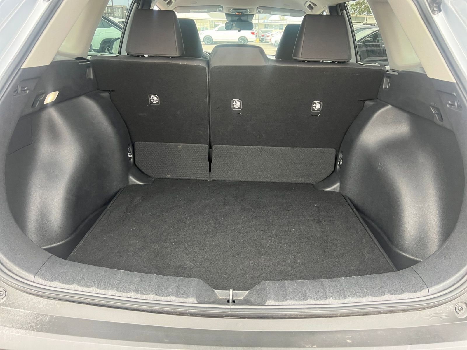 Thumbnail: 2025 Toyota Corolla Cross - 31