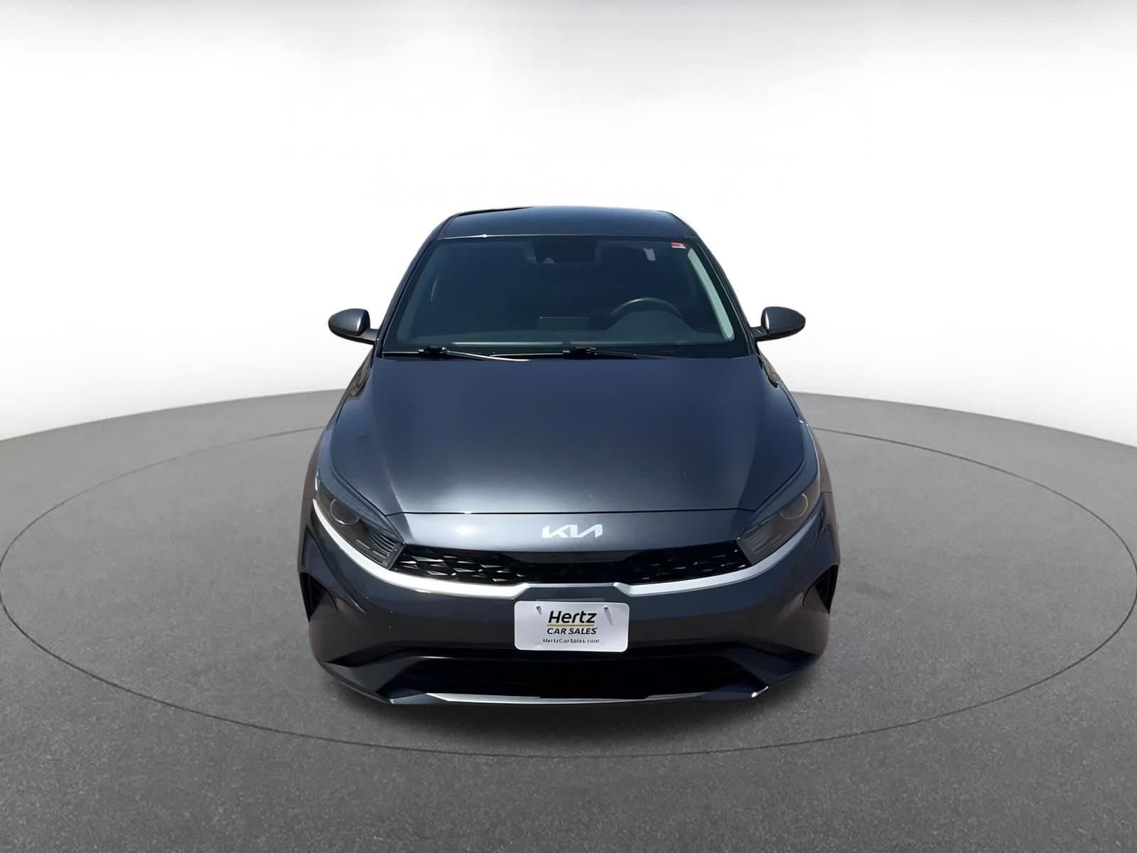 Thumbnail: 2023 Kia Forte - 5