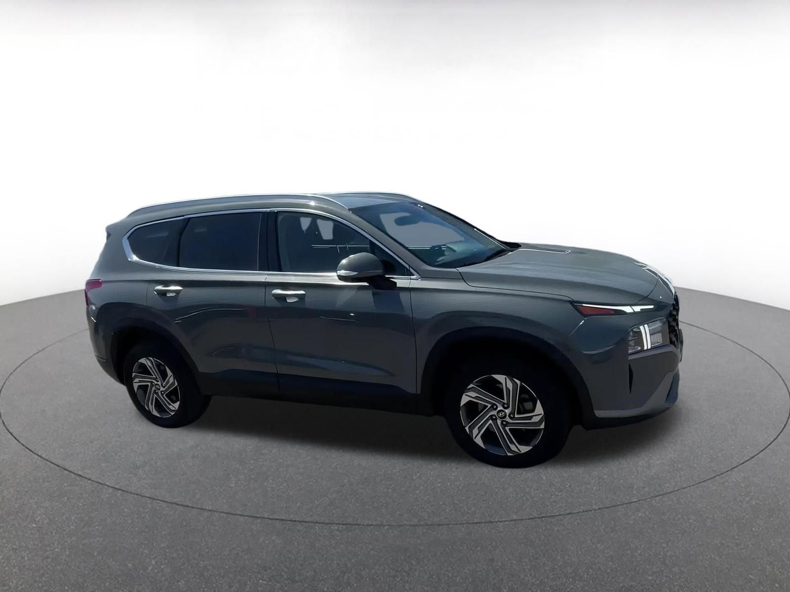 2023 Hyundai Santa Fe SEL 2