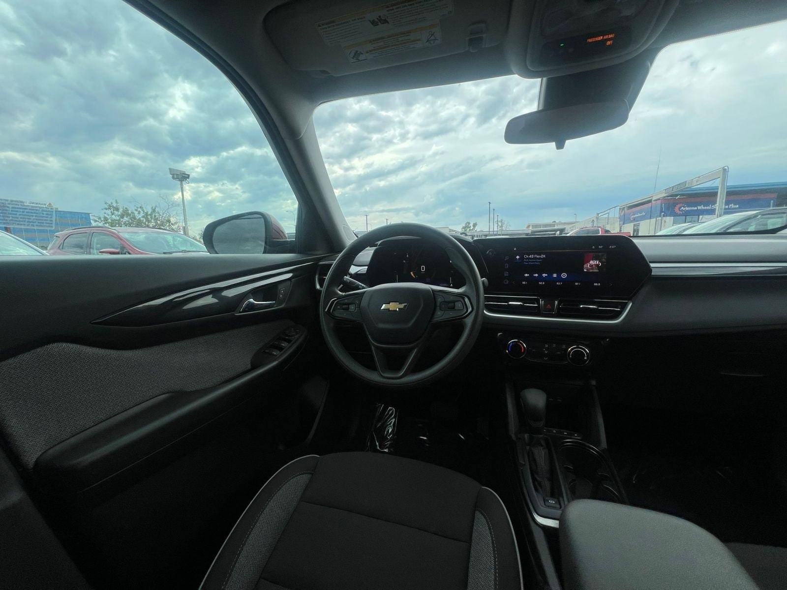 Thumbnail: 2025 Chevrolet TrailBlazer - 34