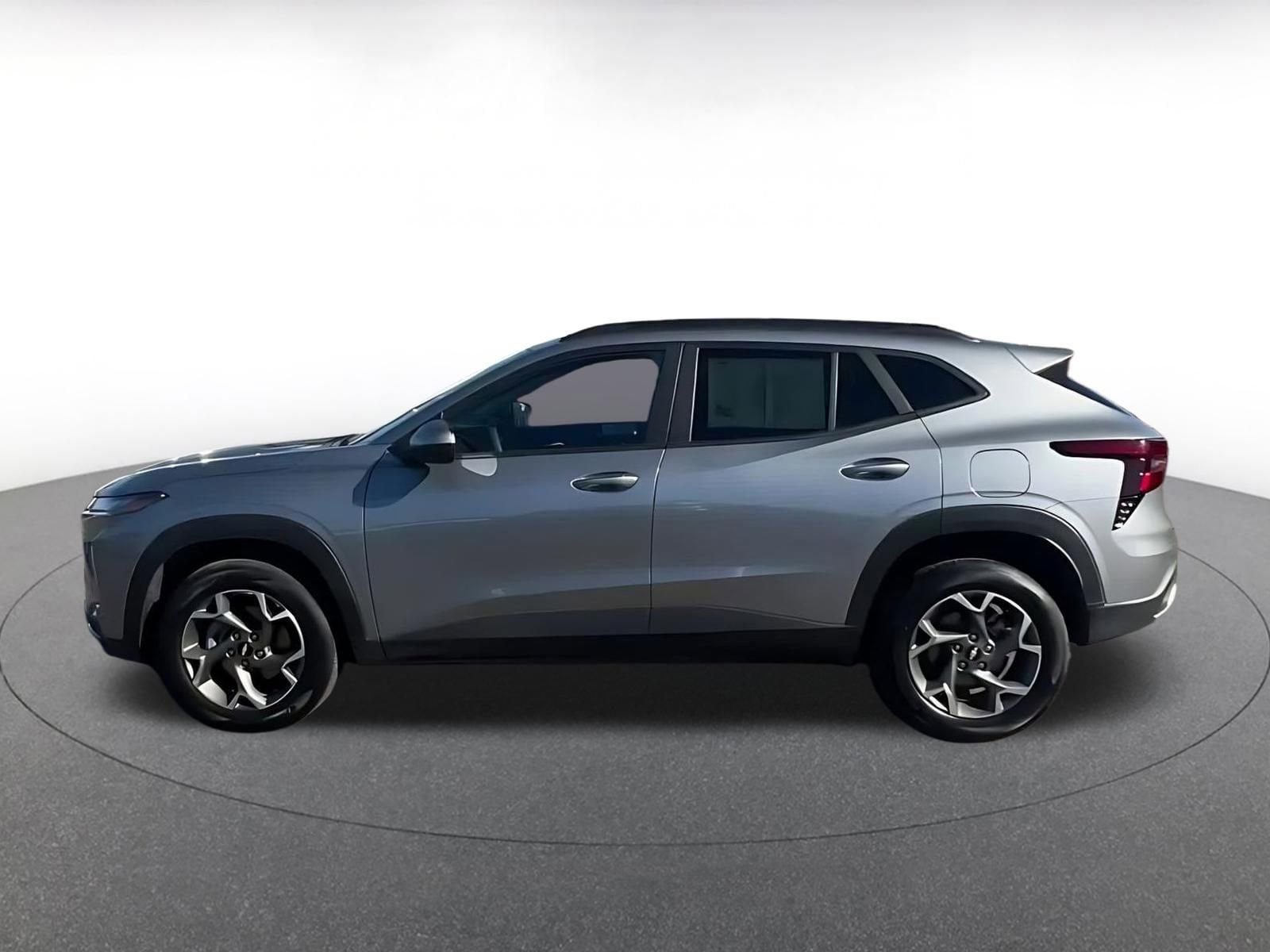 Thumbnail: 2025 Chevrolet Trax - 9