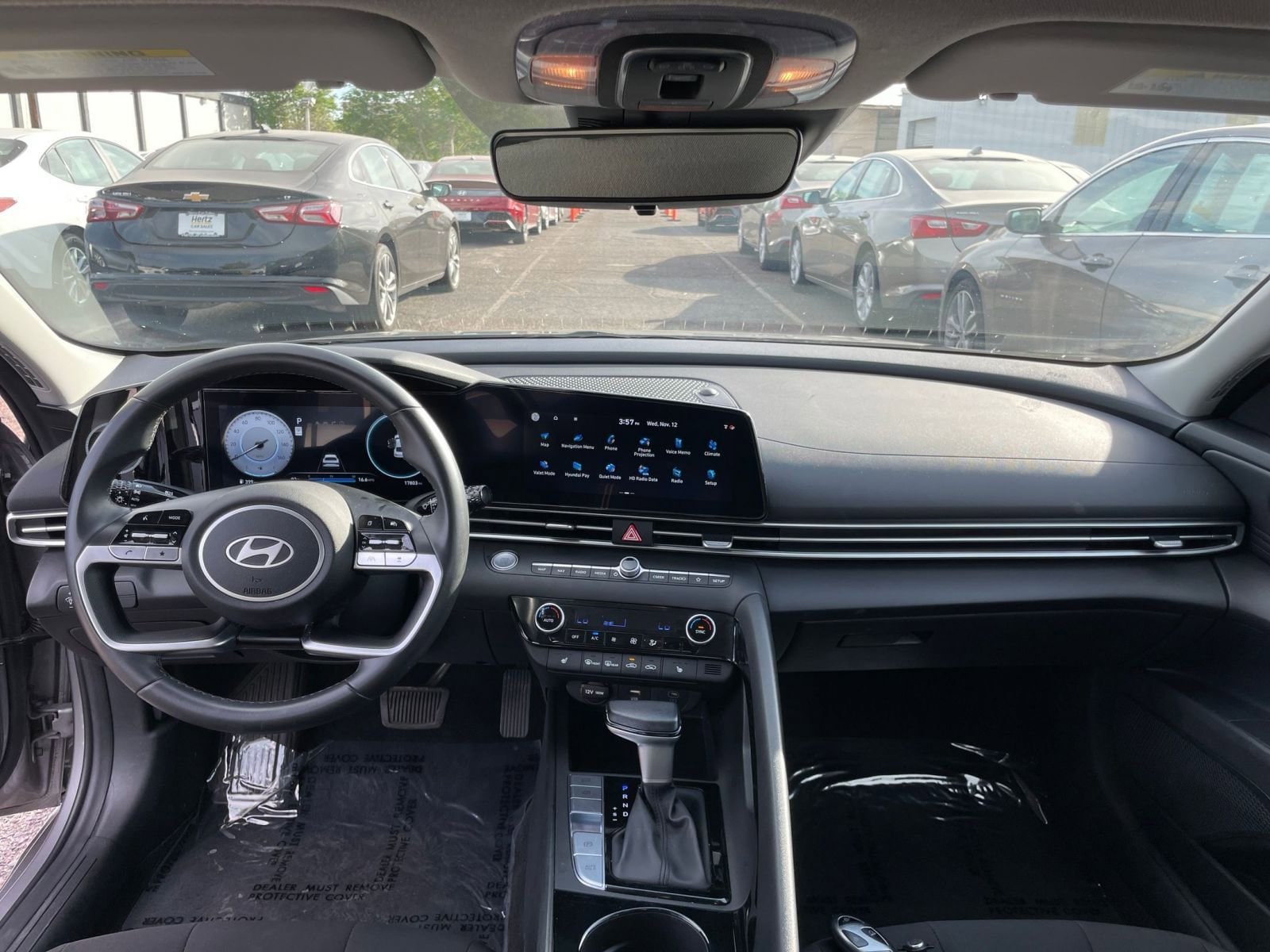 Thumbnail: 2025 Hyundai Elantra - 32