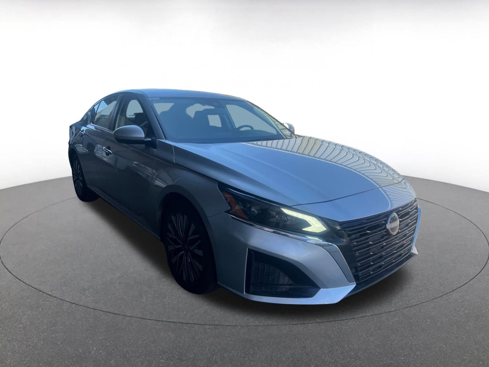 Thumbnail: 2023 Nissan Altima - 1