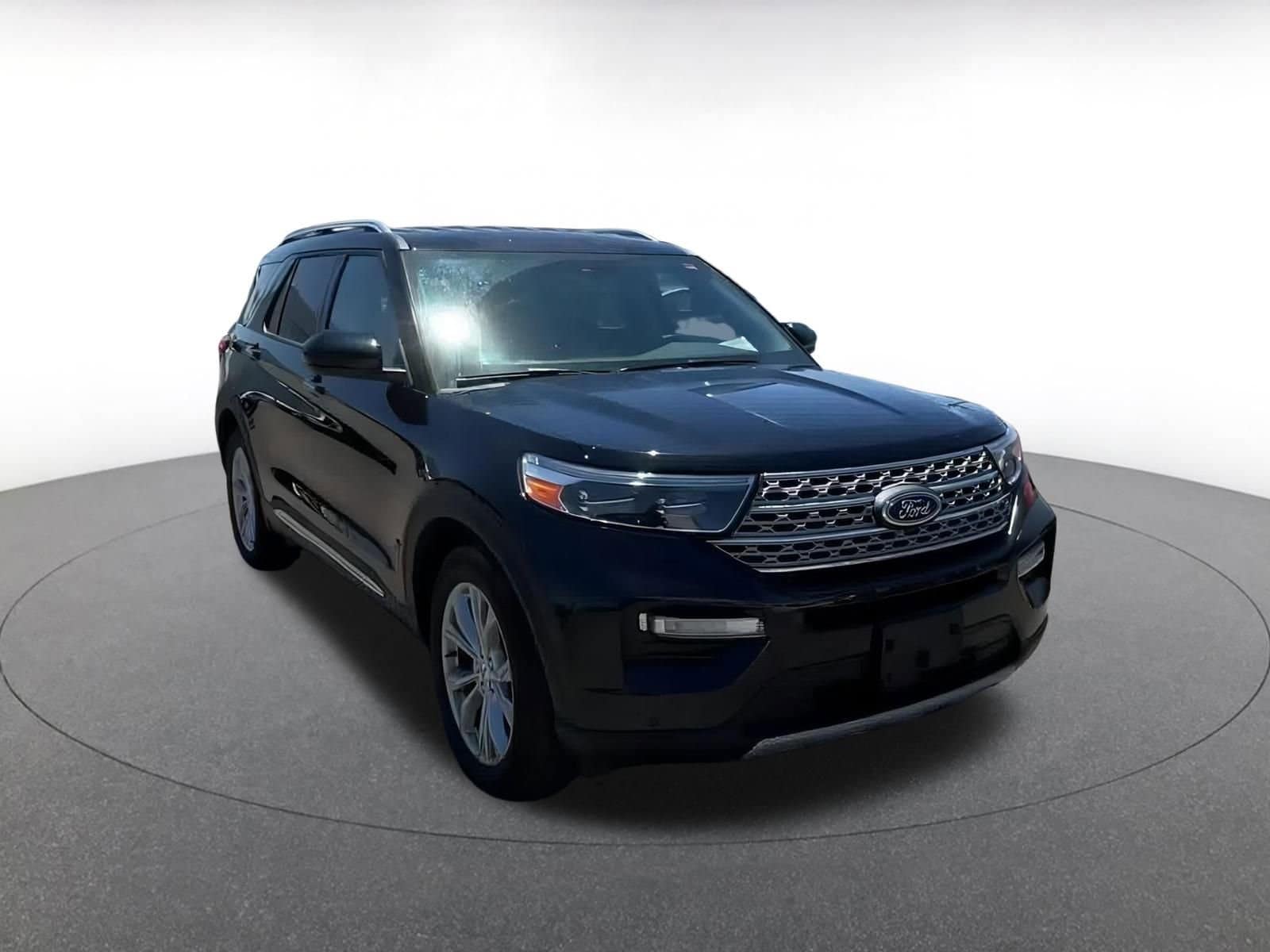Thumbnail: 2024 Ford Explorer - 3