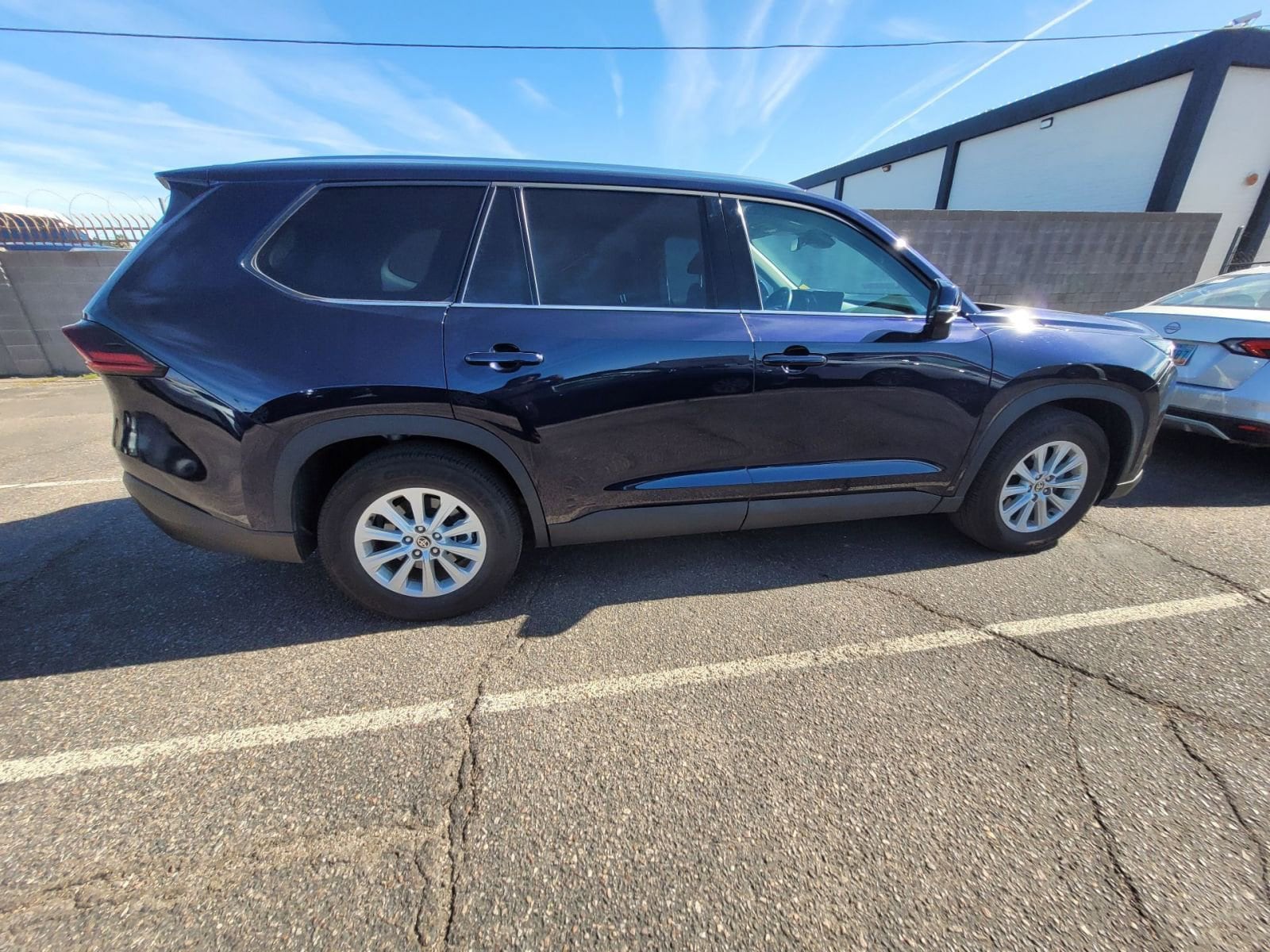 Thumbnail: 2025 Toyota Grand Highlander - 8