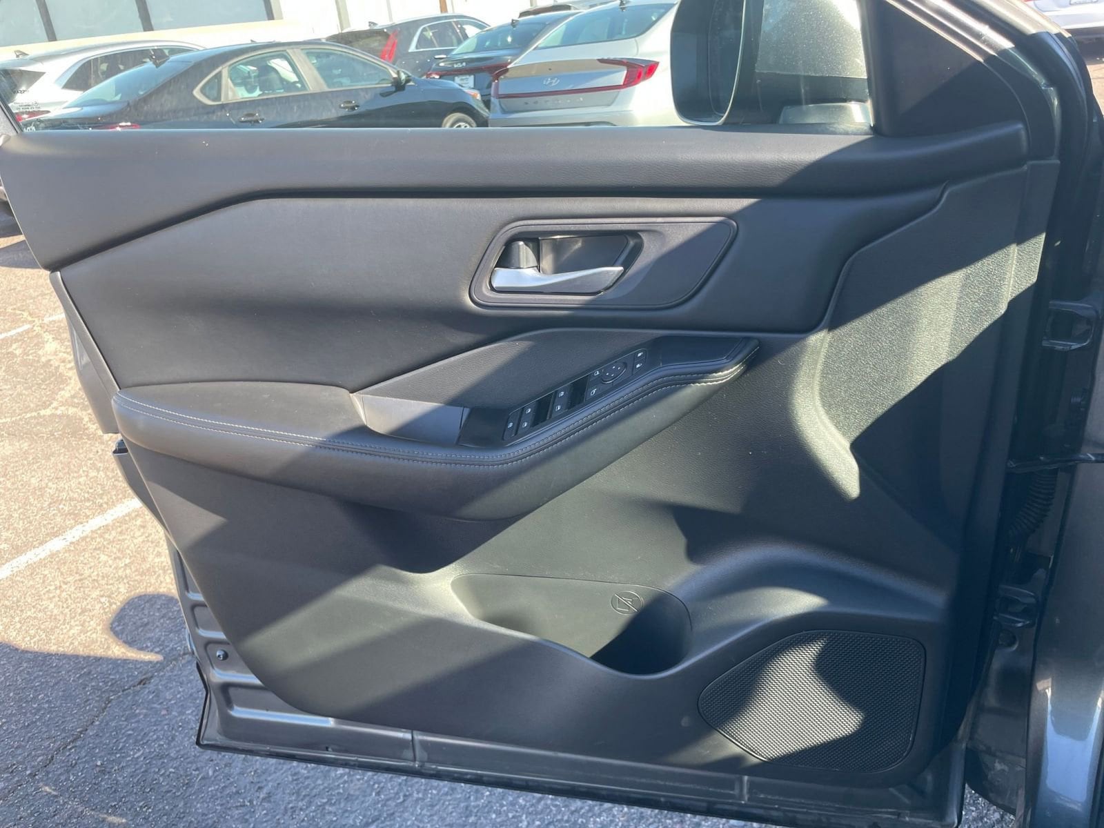 2024 Nissan Rogue SV 20