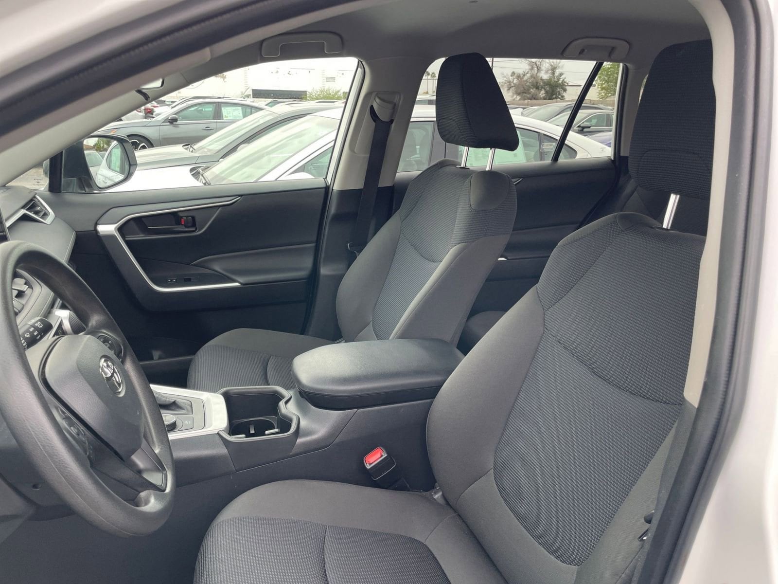 Thumbnail: 2025 Toyota RAV4 - 35