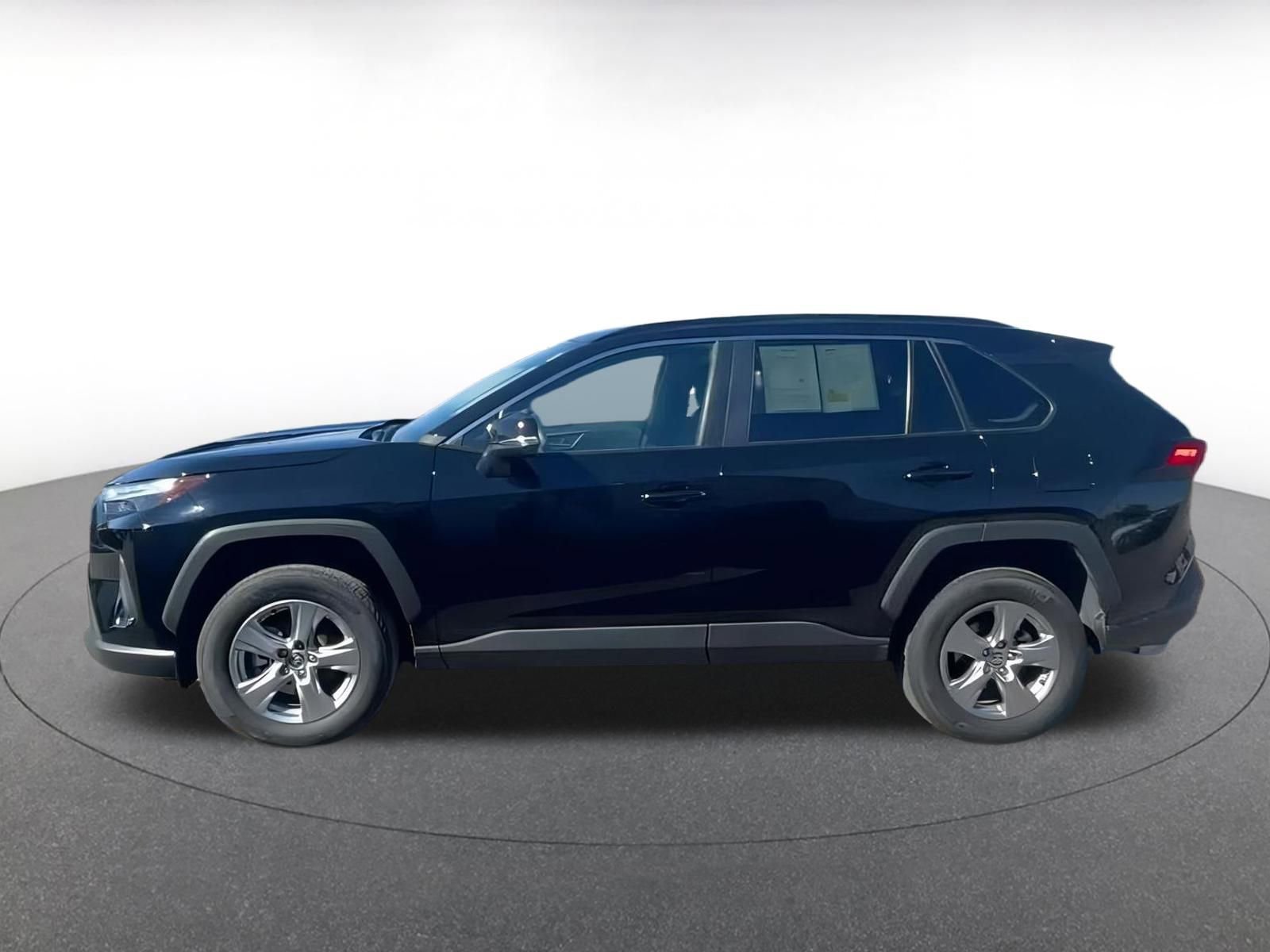 Thumbnail: 2025 Toyota RAV4 - 9