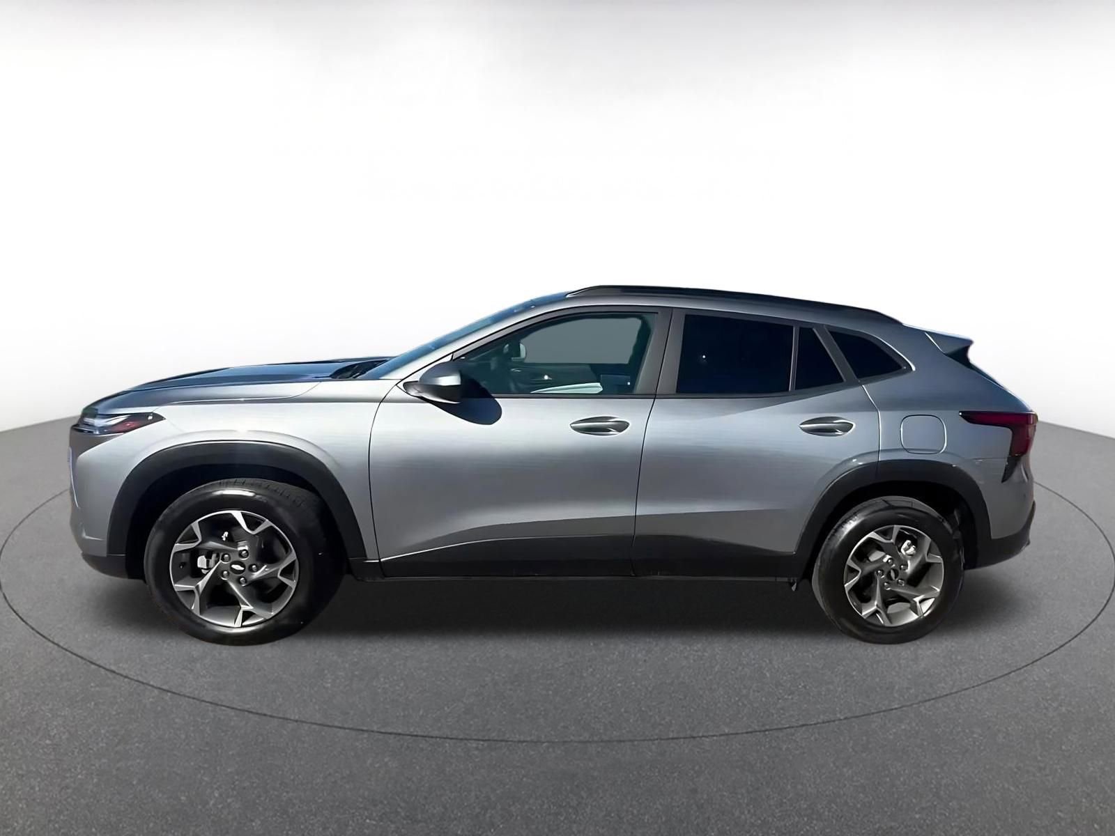 Thumbnail: 2025 Chevrolet Trax - 9