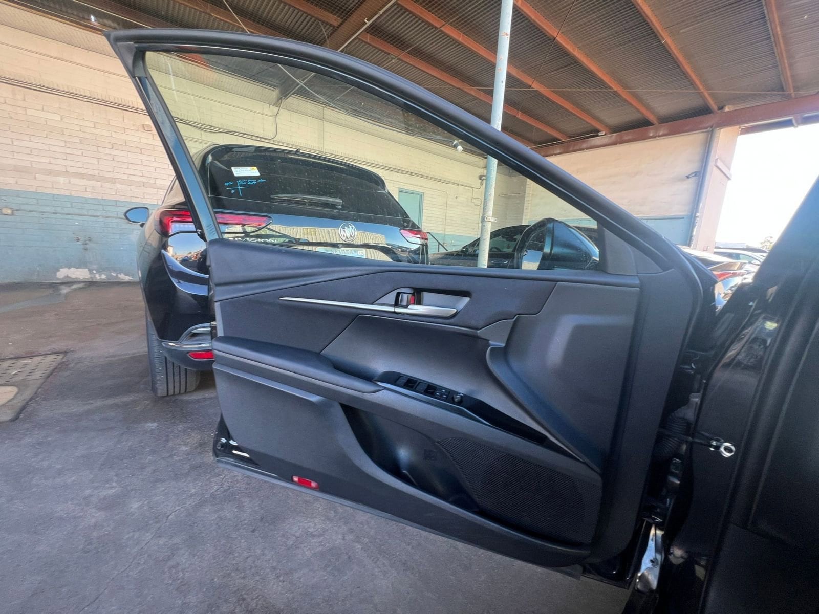 Thumbnail: 2025 Toyota Camry - 20