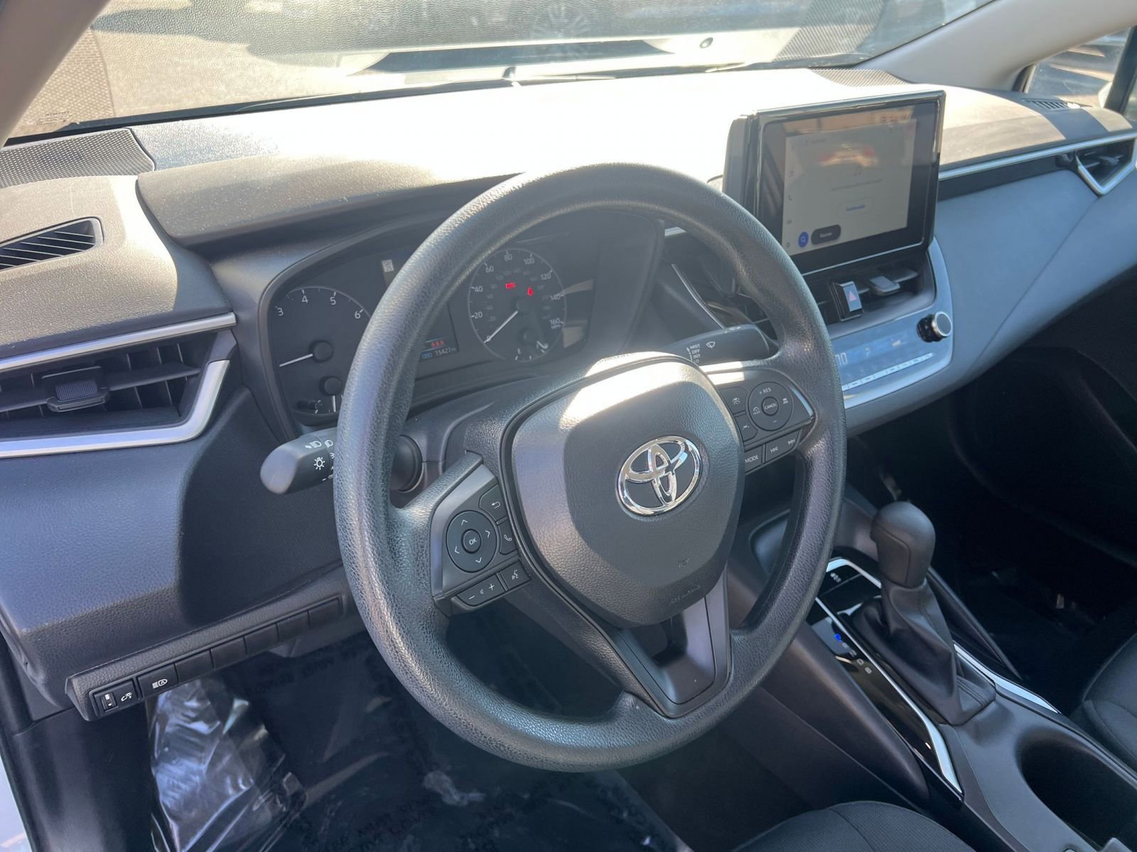 Thumbnail: 2025 Toyota Corolla - 28