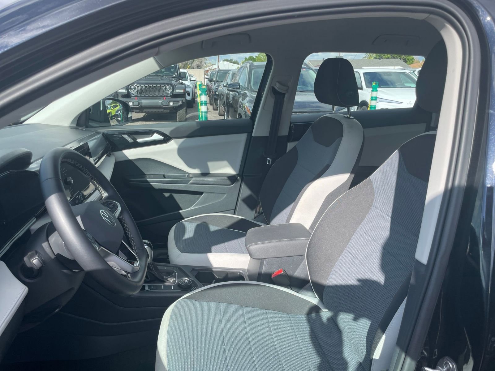 Thumbnail: 2025 Volkswagen Taos - 34