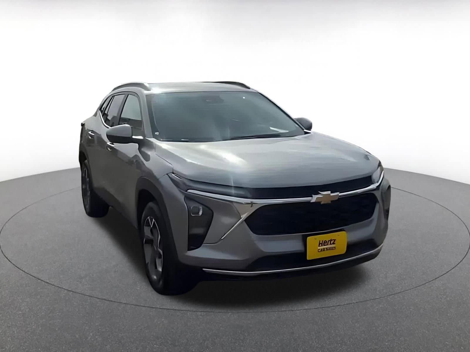 Thumbnail: 2025 Chevrolet Trax - 3