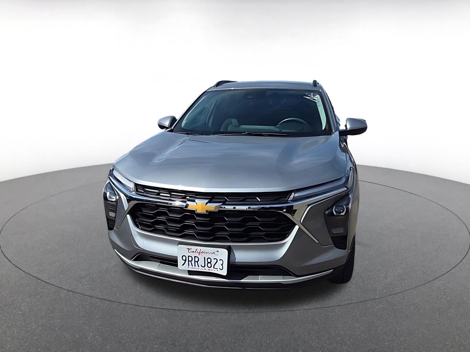 Thumbnail: 2025 Chevrolet Trax - 2