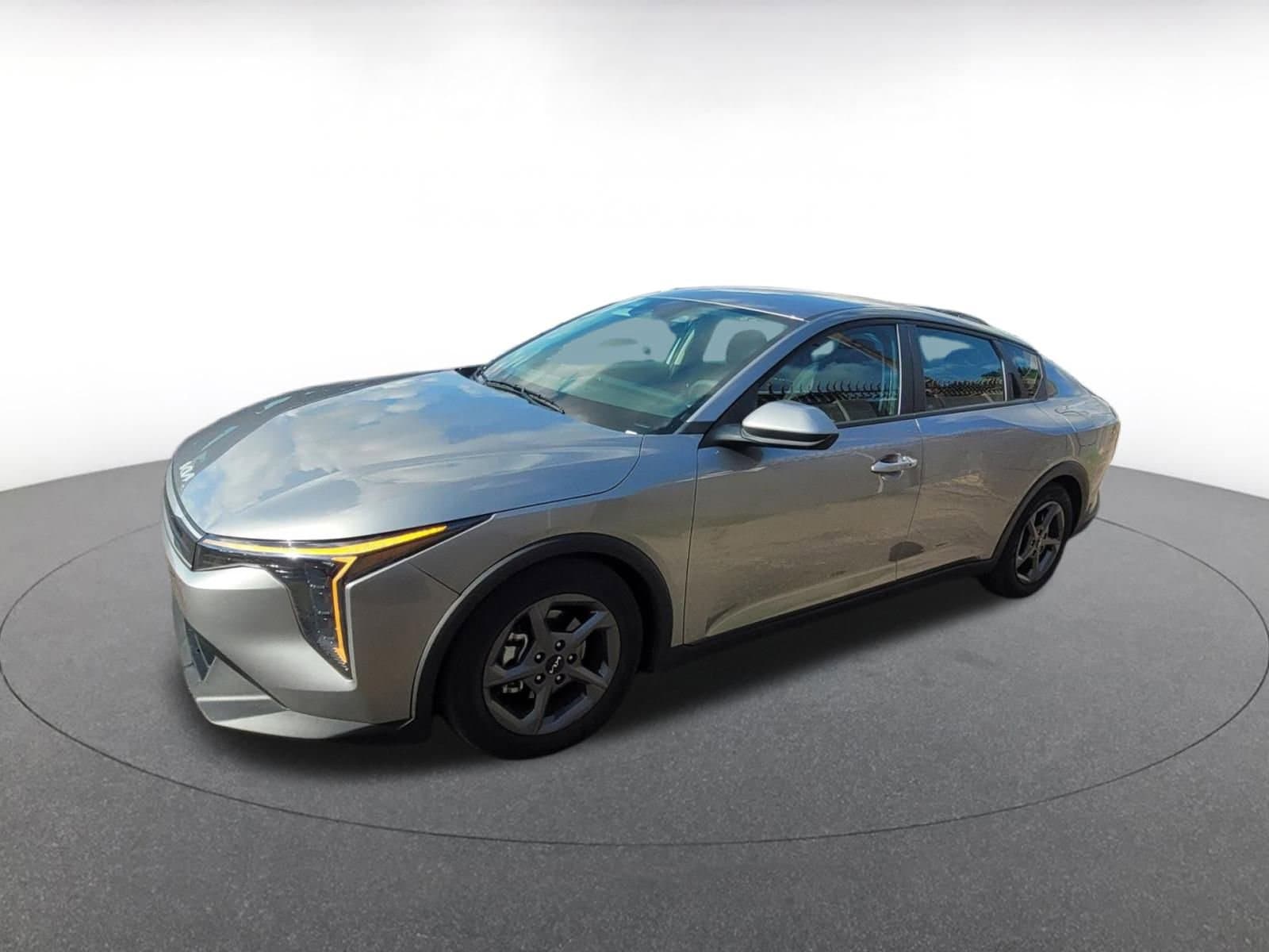 Thumbnail: 2025 Kia K4 - 3