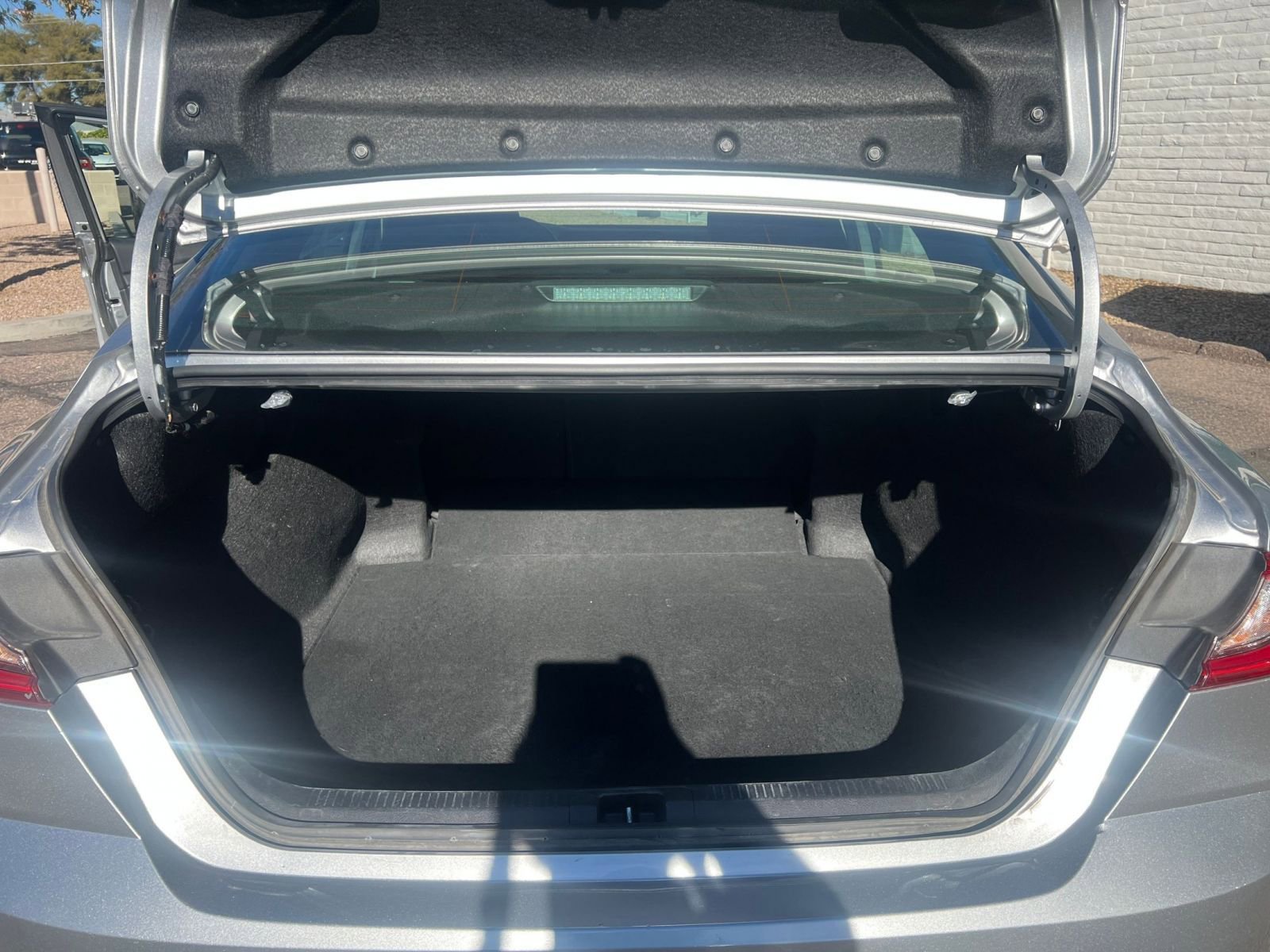 Thumbnail: 2025 Toyota Camry - 31