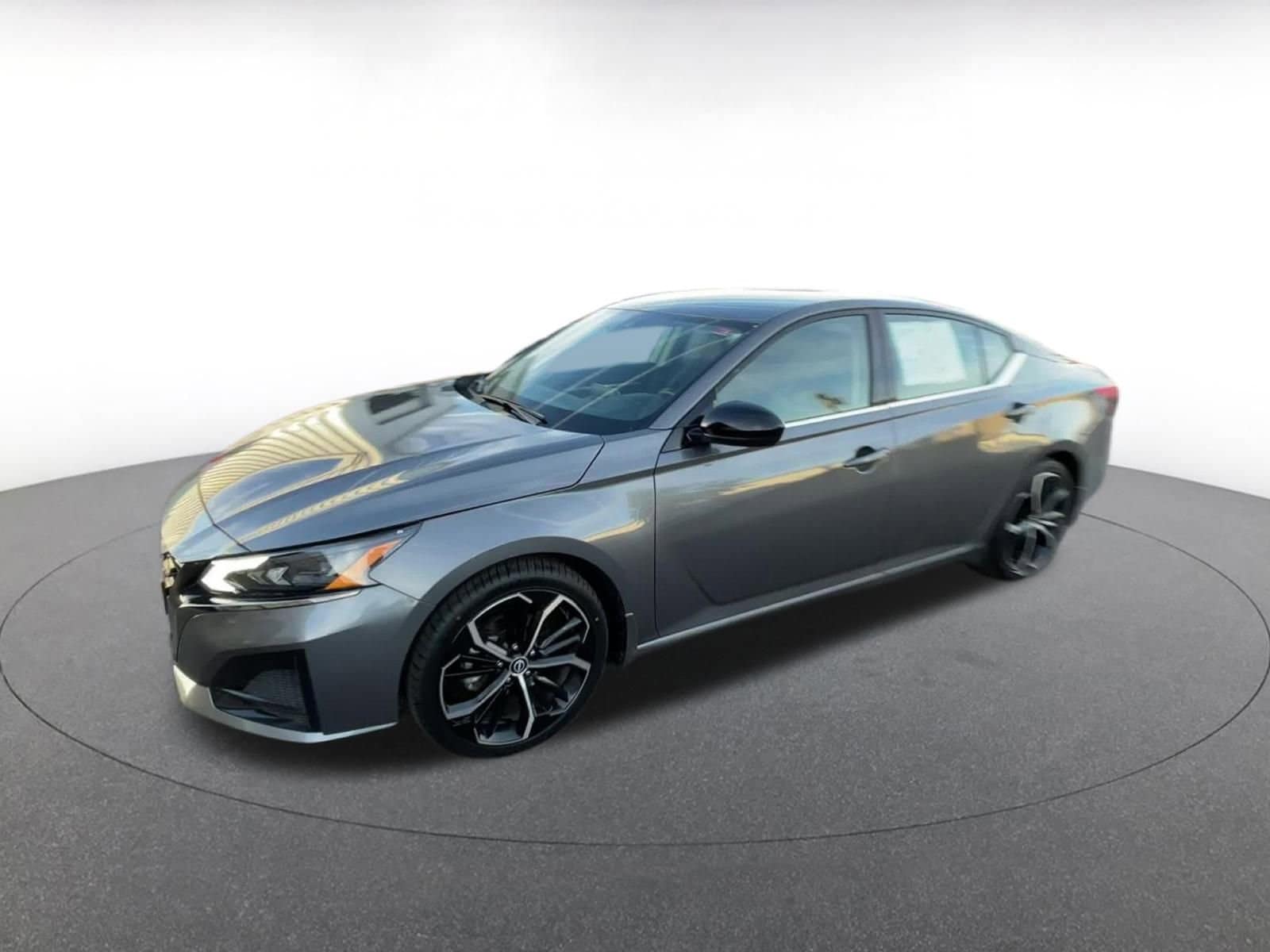 Thumbnail: 2025 Nissan Altima - 8