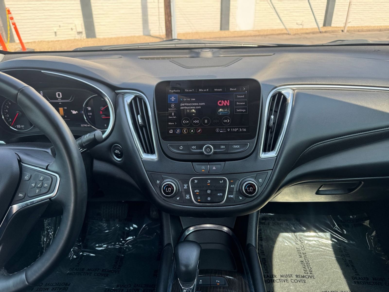 Thumbnail: 2024 Chevrolet Malibu - 18