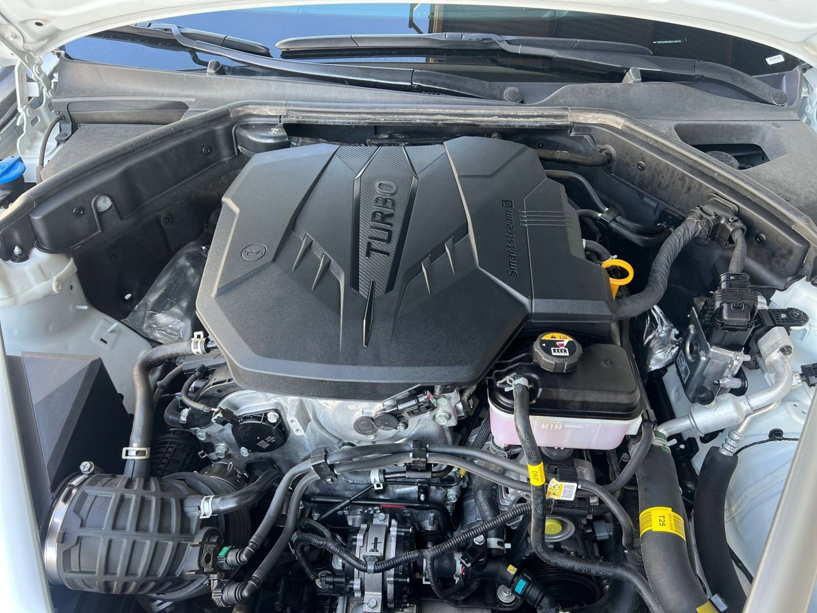 Thumbnail: 2025 Genesis G70 - 33