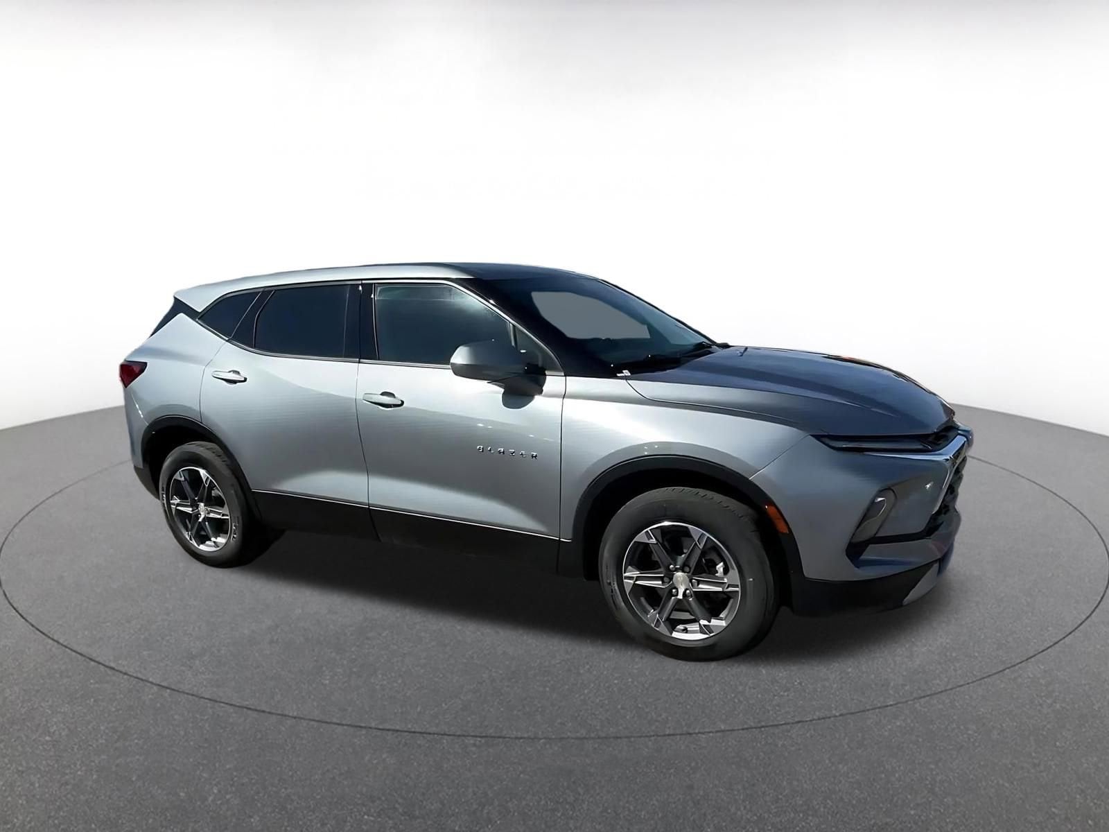 Thumbnail: 2025 Chevrolet Blazer - 2