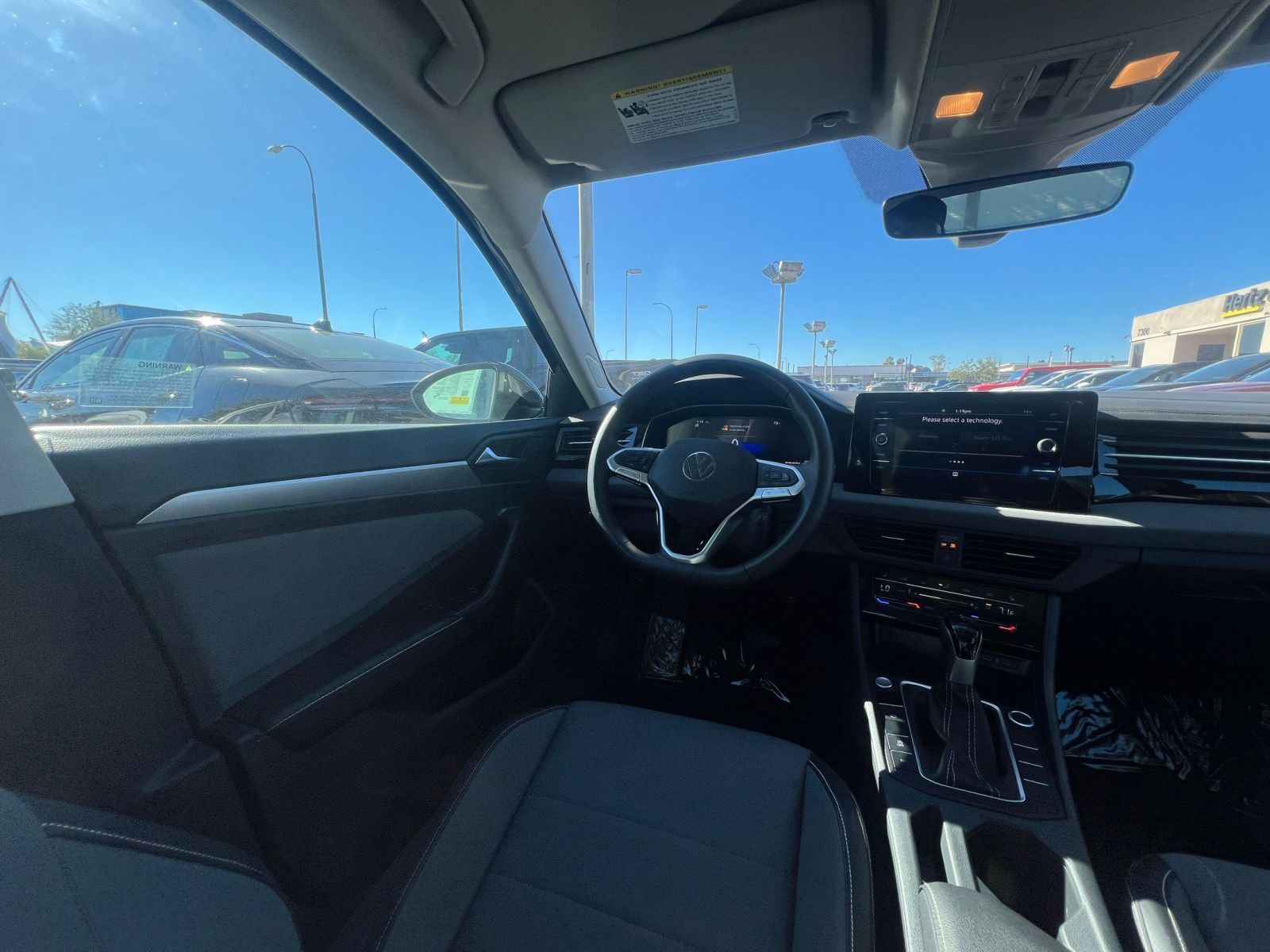 Thumbnail: 2025 Volkswagen Jetta - 34