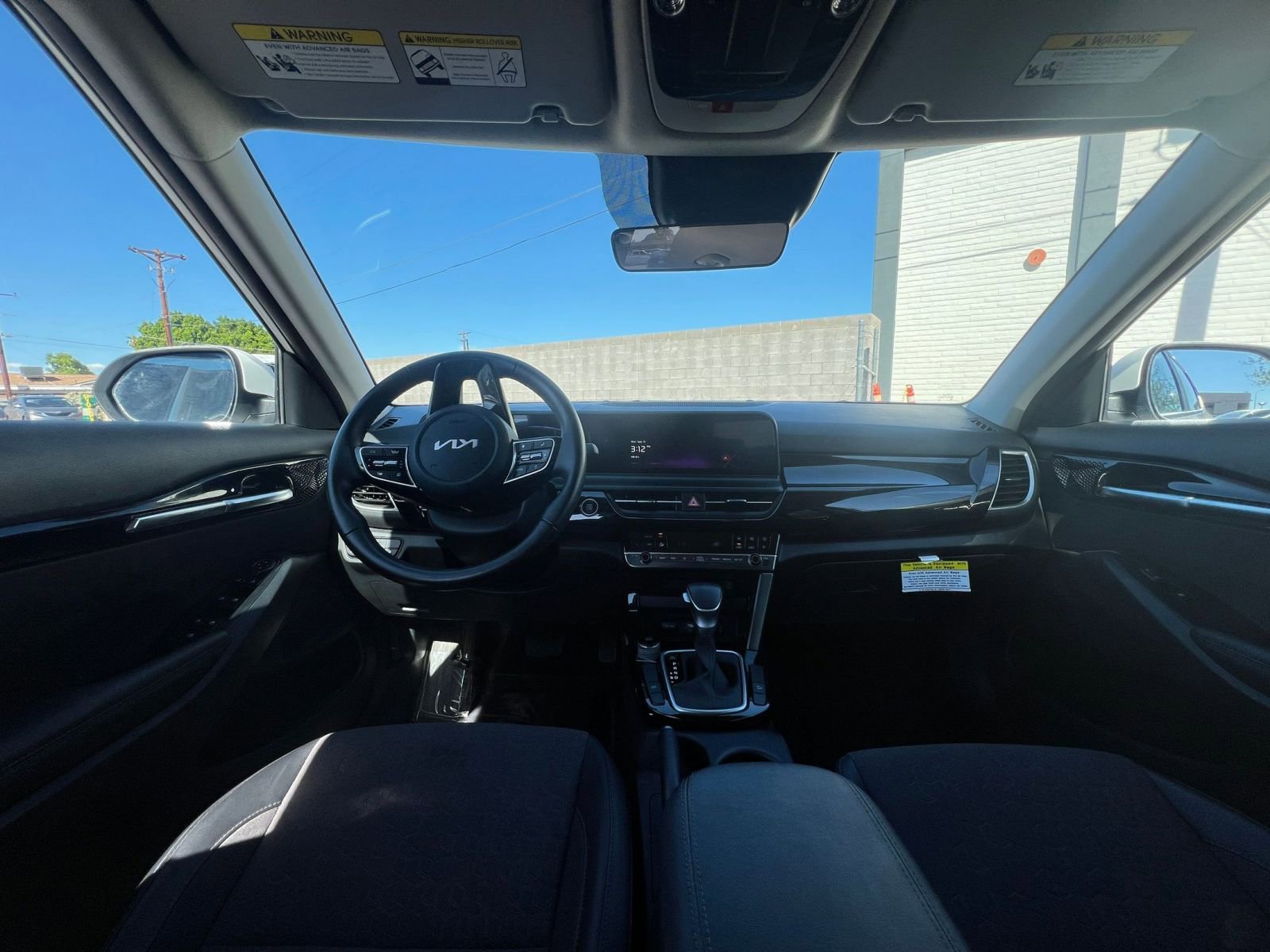 Thumbnail: 2025 Kia Seltos - 33