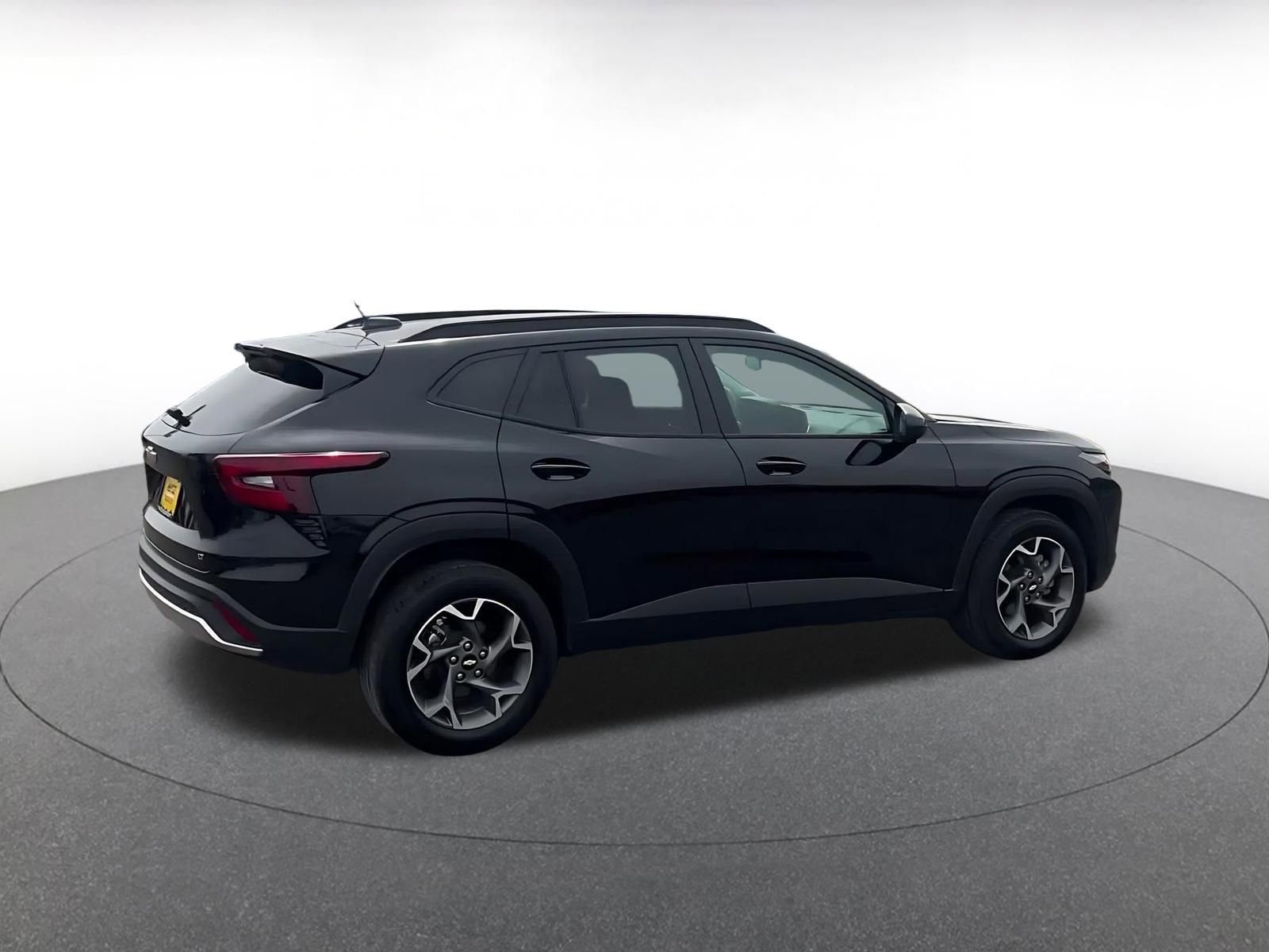 Thumbnail: 2025 Chevrolet Trax - 15