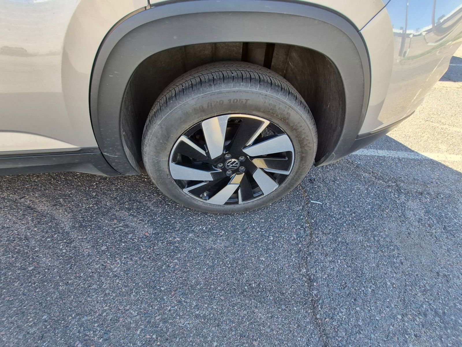 Thumbnail: 2025 Volkswagen Atlas - 12