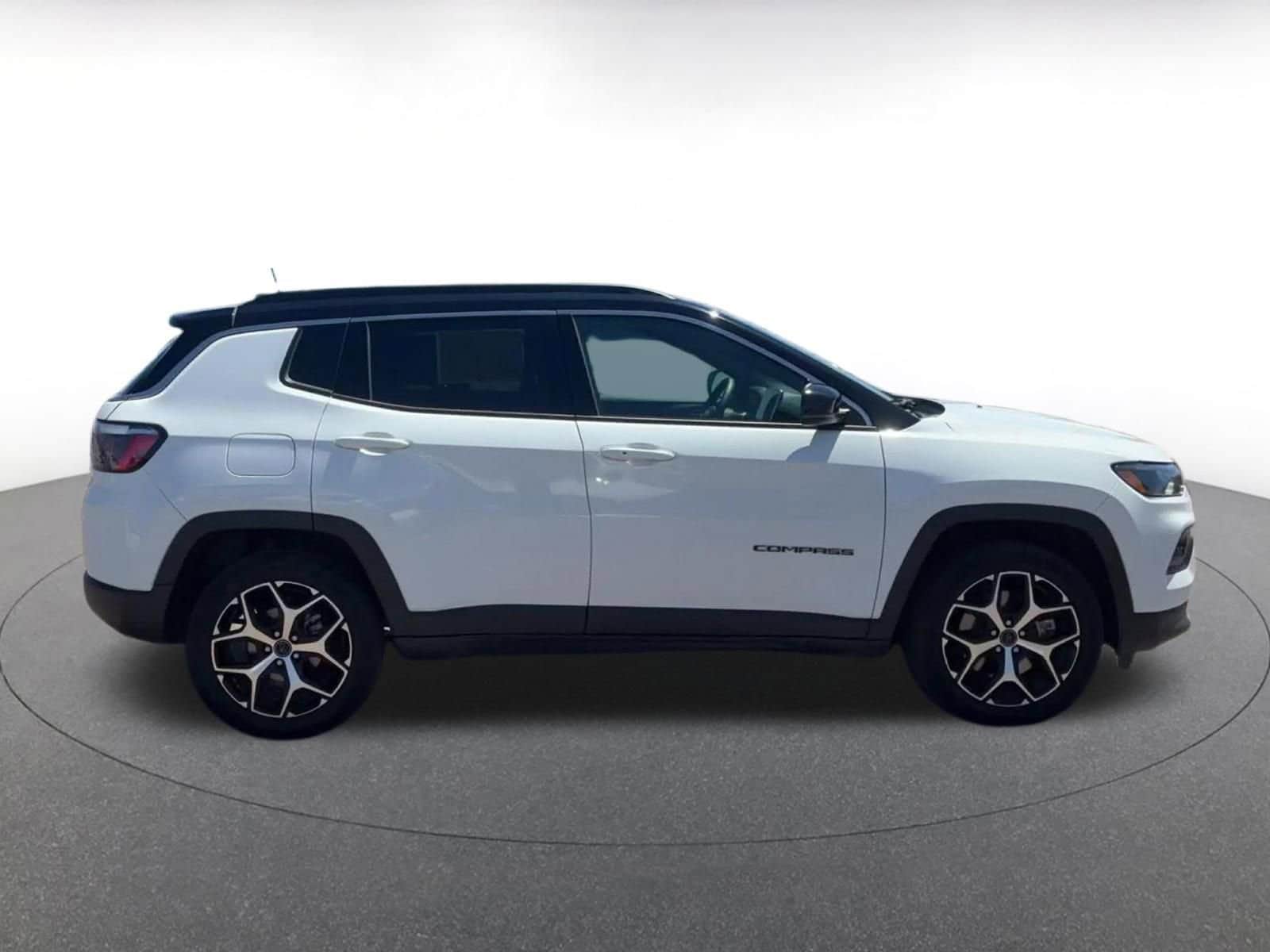 Thumbnail: 2025 Jeep Compass - 16