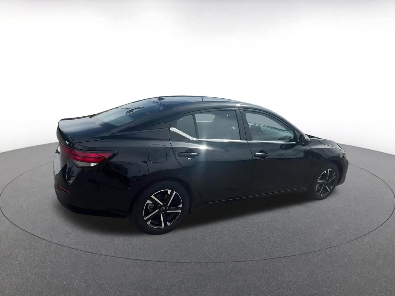 Thumbnail: 2024 Nissan Sentra - 15