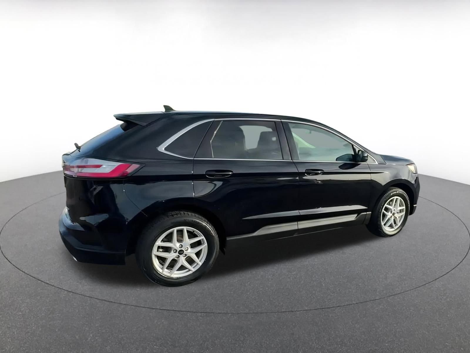 2024 Ford Edge SEL 15