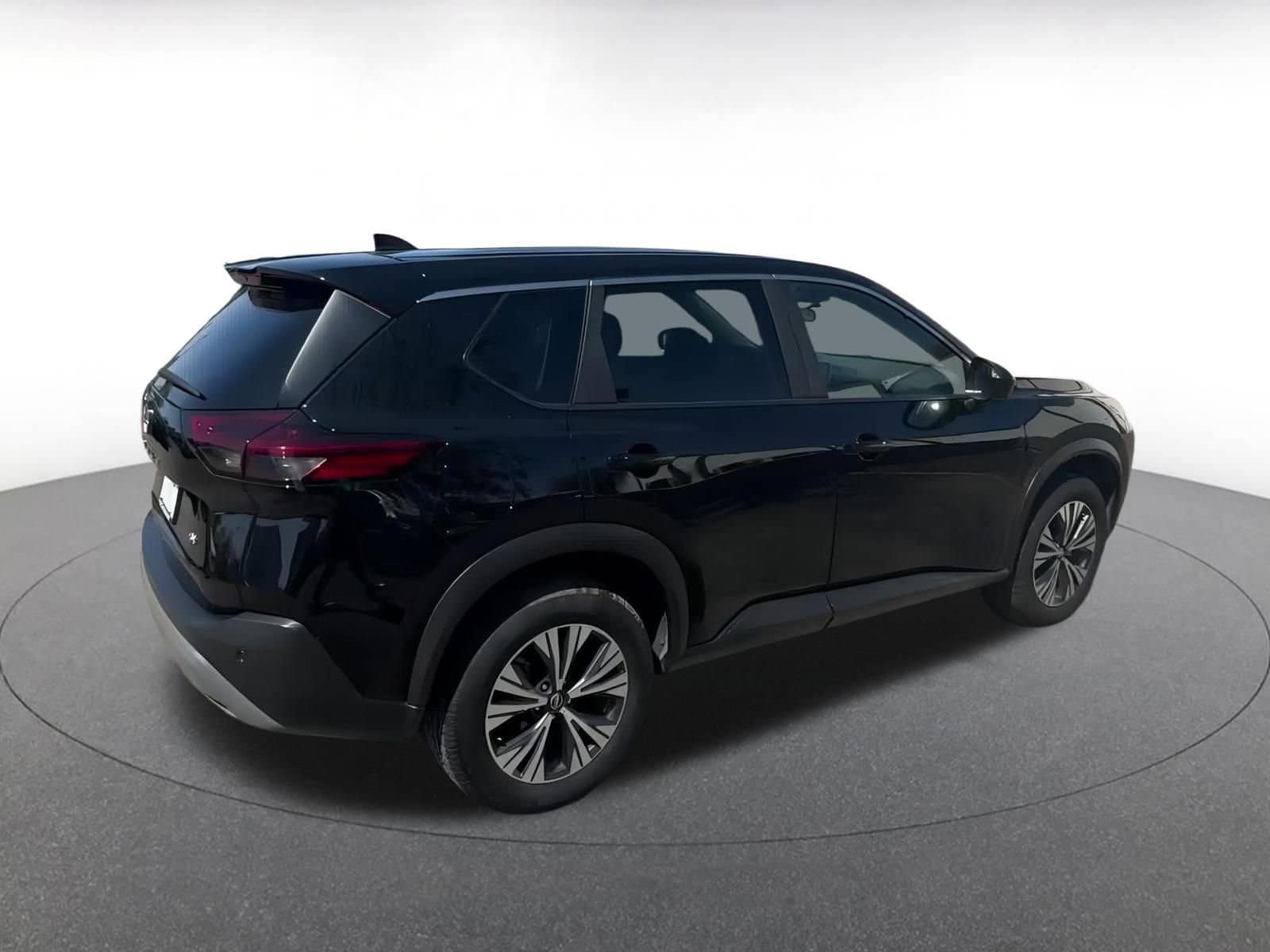 2023 Nissan Rogue SV 15