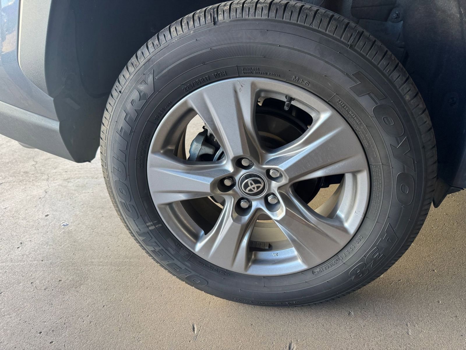 Thumbnail: 2025 Toyota RAV4 - 29