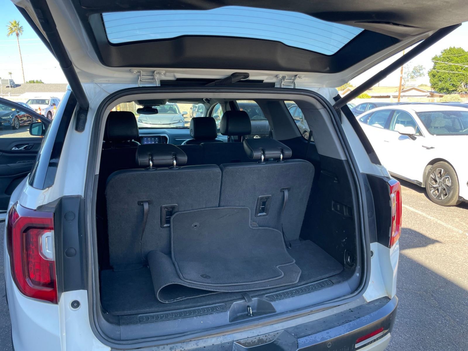 Thumbnail: 2023 GMC Acadia - 34