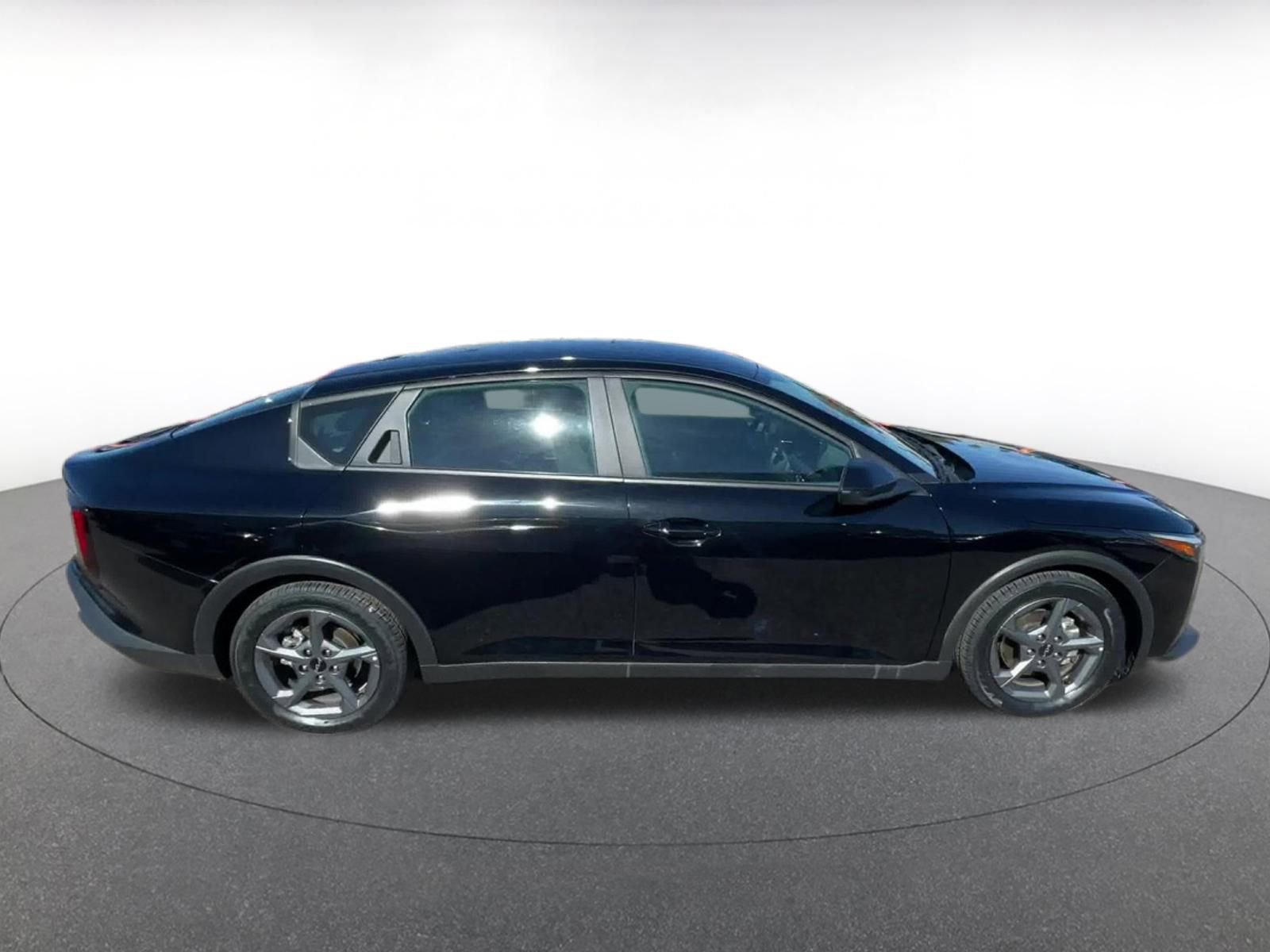 Thumbnail: 2025 Kia K4 - 15