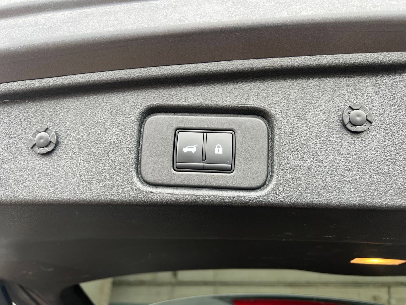 Thumbnail: 2025 Nissan Pathfinder - 21