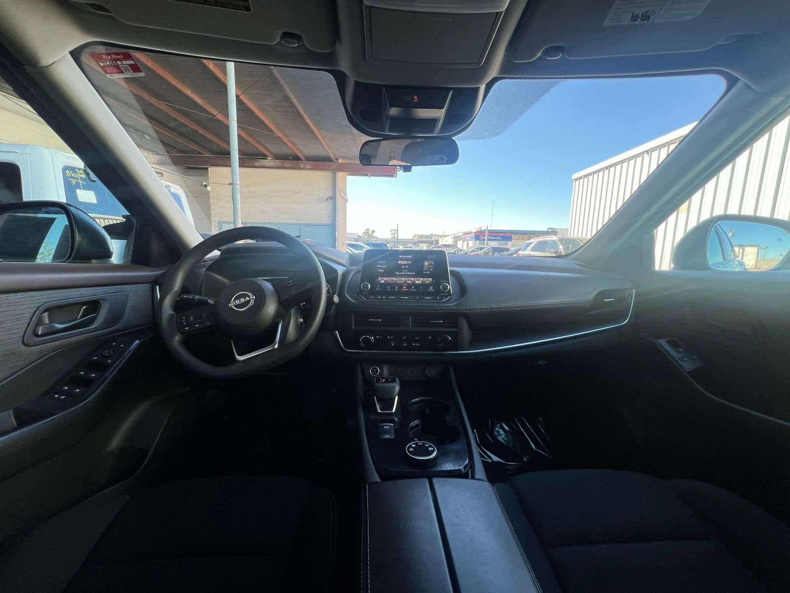 Thumbnail: 2023 Nissan Rogue - 33