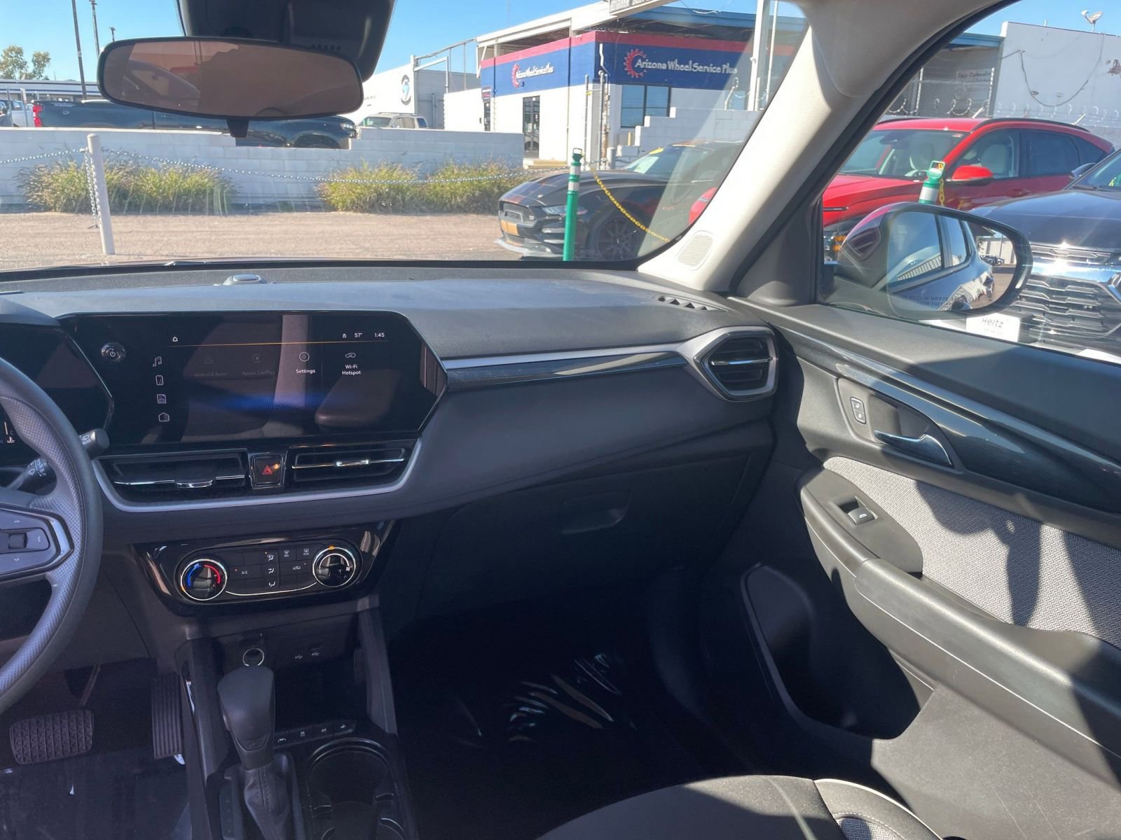 Thumbnail: 2025 Chevrolet TrailBlazer - 33