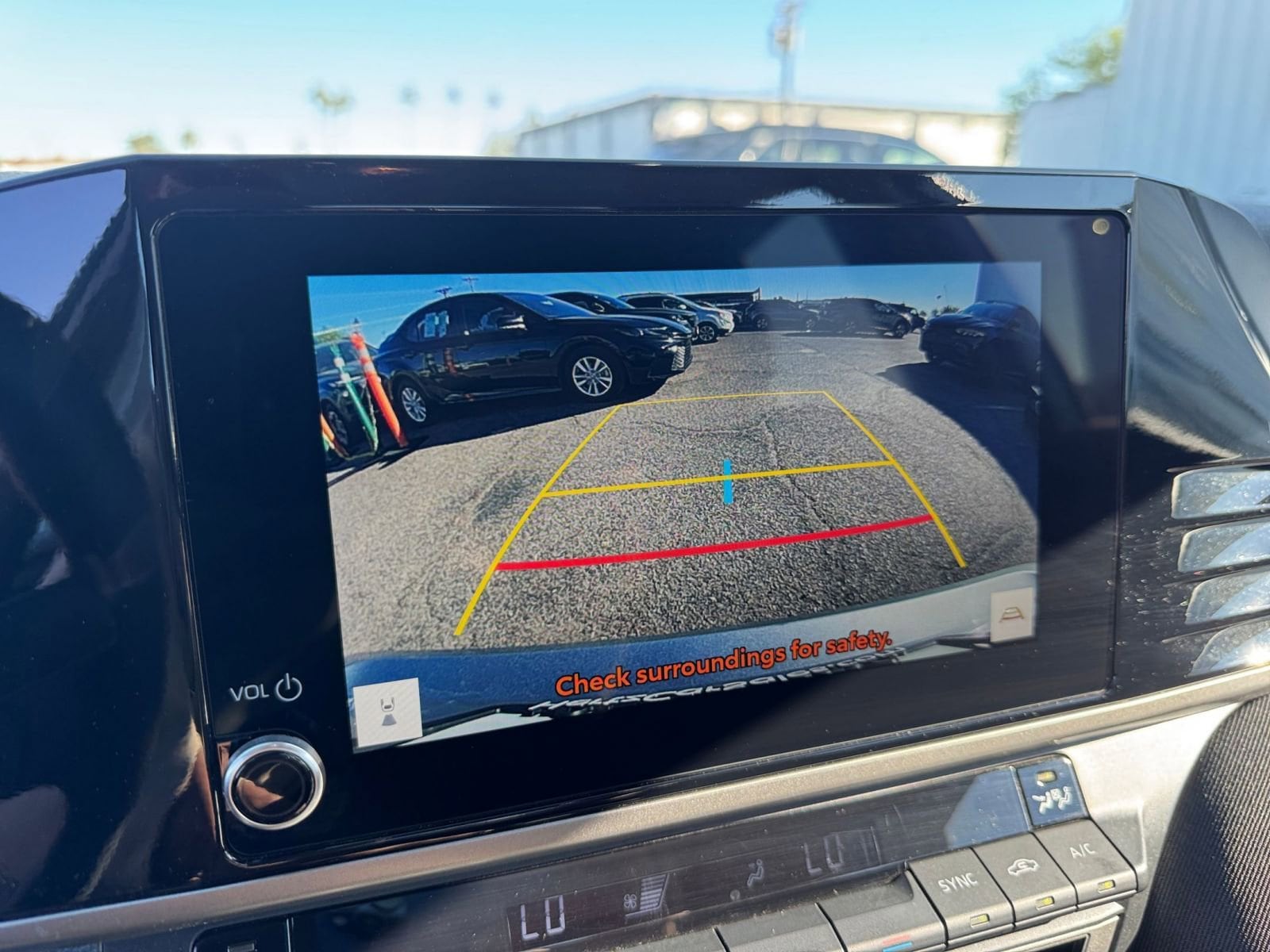 Thumbnail: 2025 Toyota Camry - 17