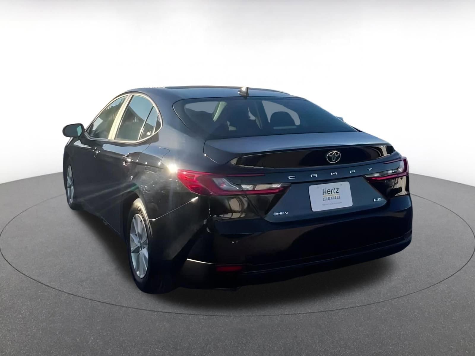 Thumbnail: 2025 Toyota Camry - 12