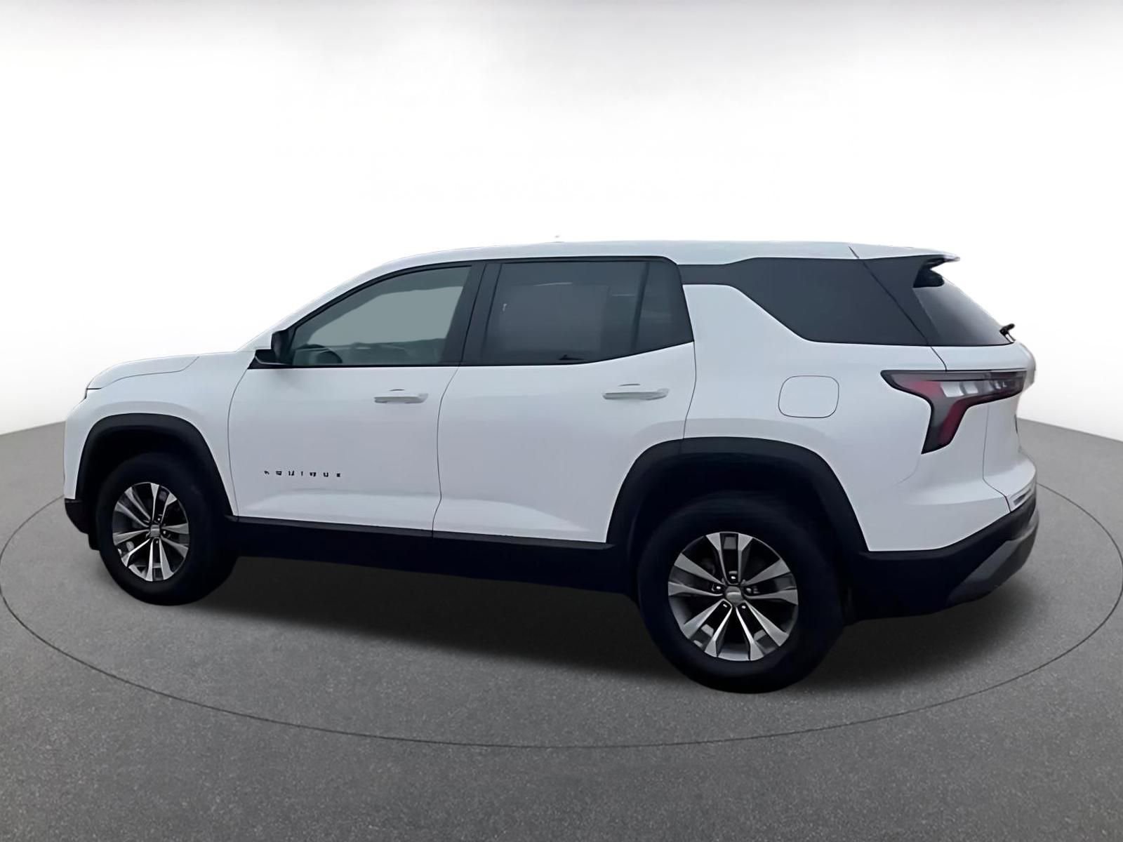 Thumbnail: 2025 Chevrolet Equinox - 10