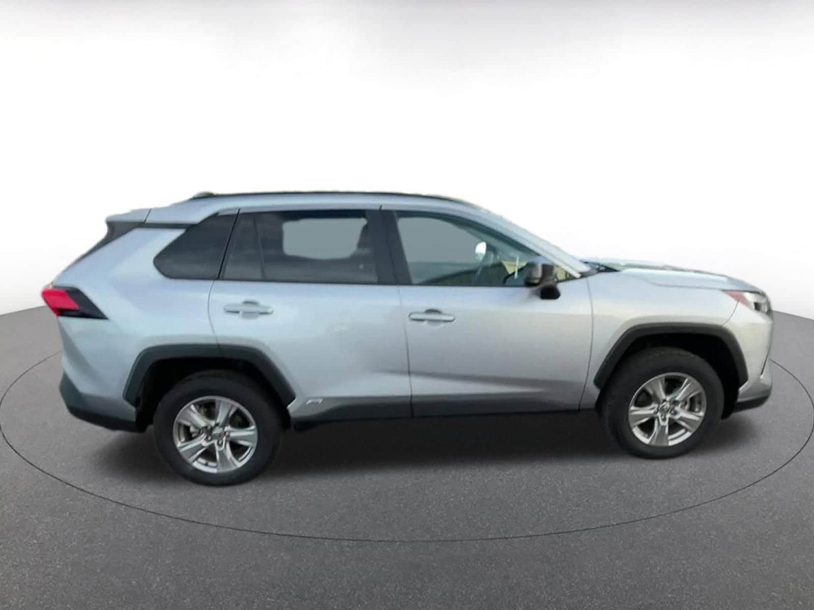 Thumbnail: 2025 Toyota RAV4 - 17