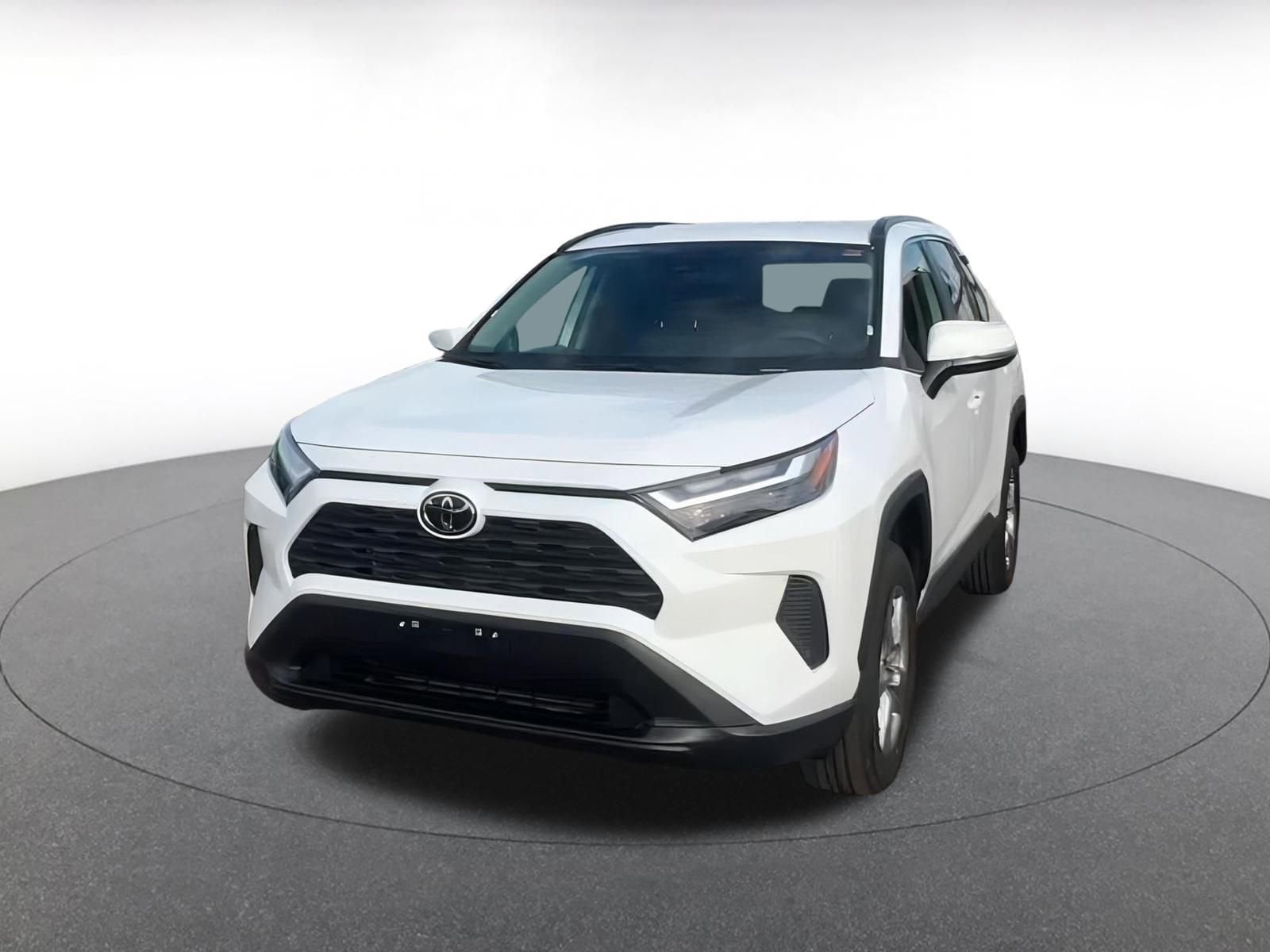 Thumbnail: 2025 Toyota RAV4 - 7