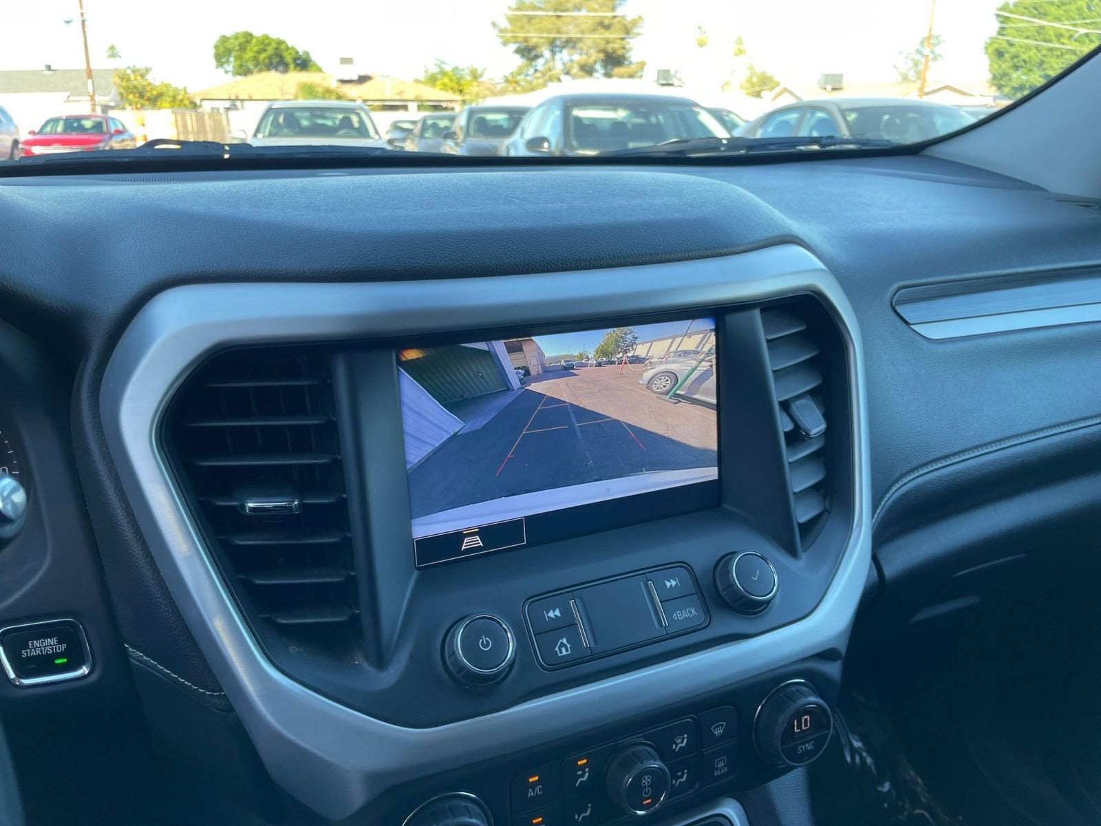 Thumbnail: 2023 GMC Acadia - 25