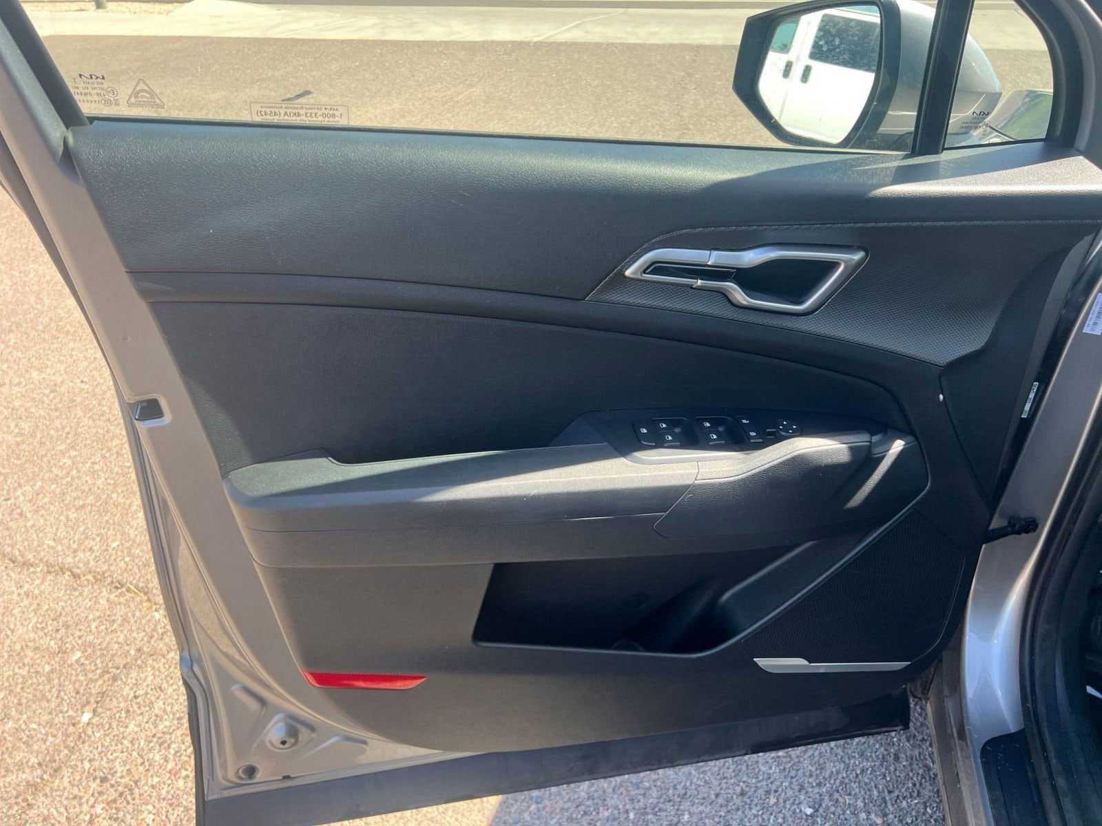 Thumbnail: 2025 Kia Sportage - 18