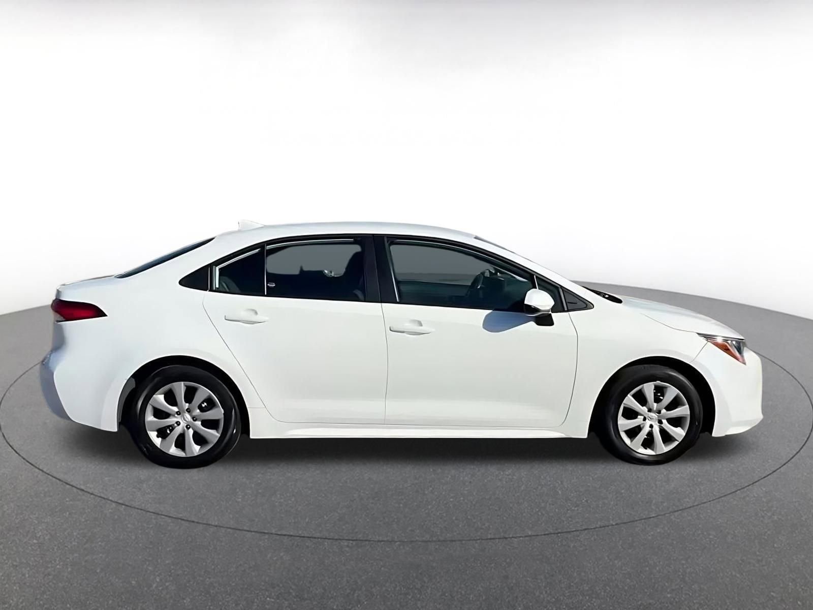 Thumbnail: 2025 Toyota Corolla - 16