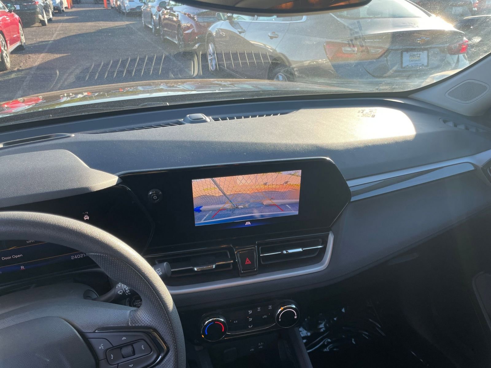 Thumbnail: 2025 Chevrolet TrailBlazer - 17