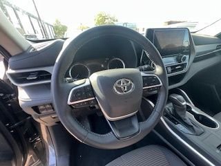 Thumbnail: 2025 Toyota Highlander - 14