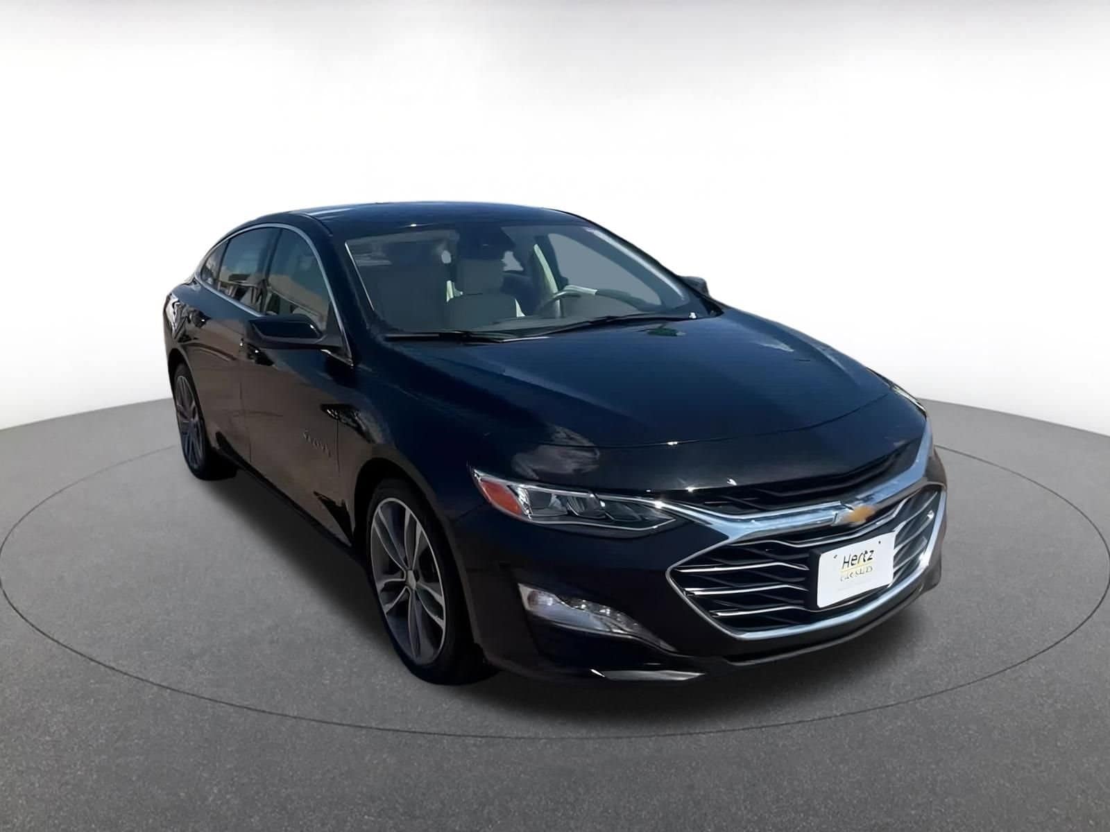 Thumbnail: 2024 Chevrolet Malibu - 3