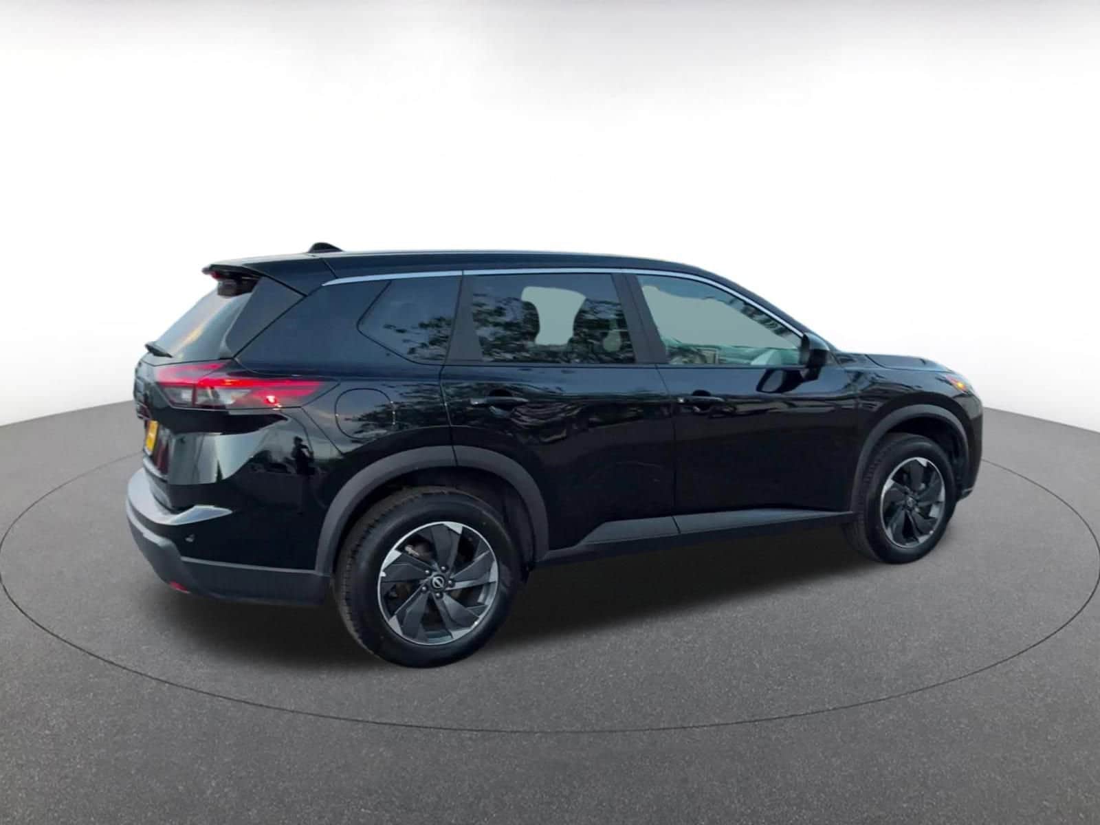 Thumbnail: 2025 Nissan Rogue - 15